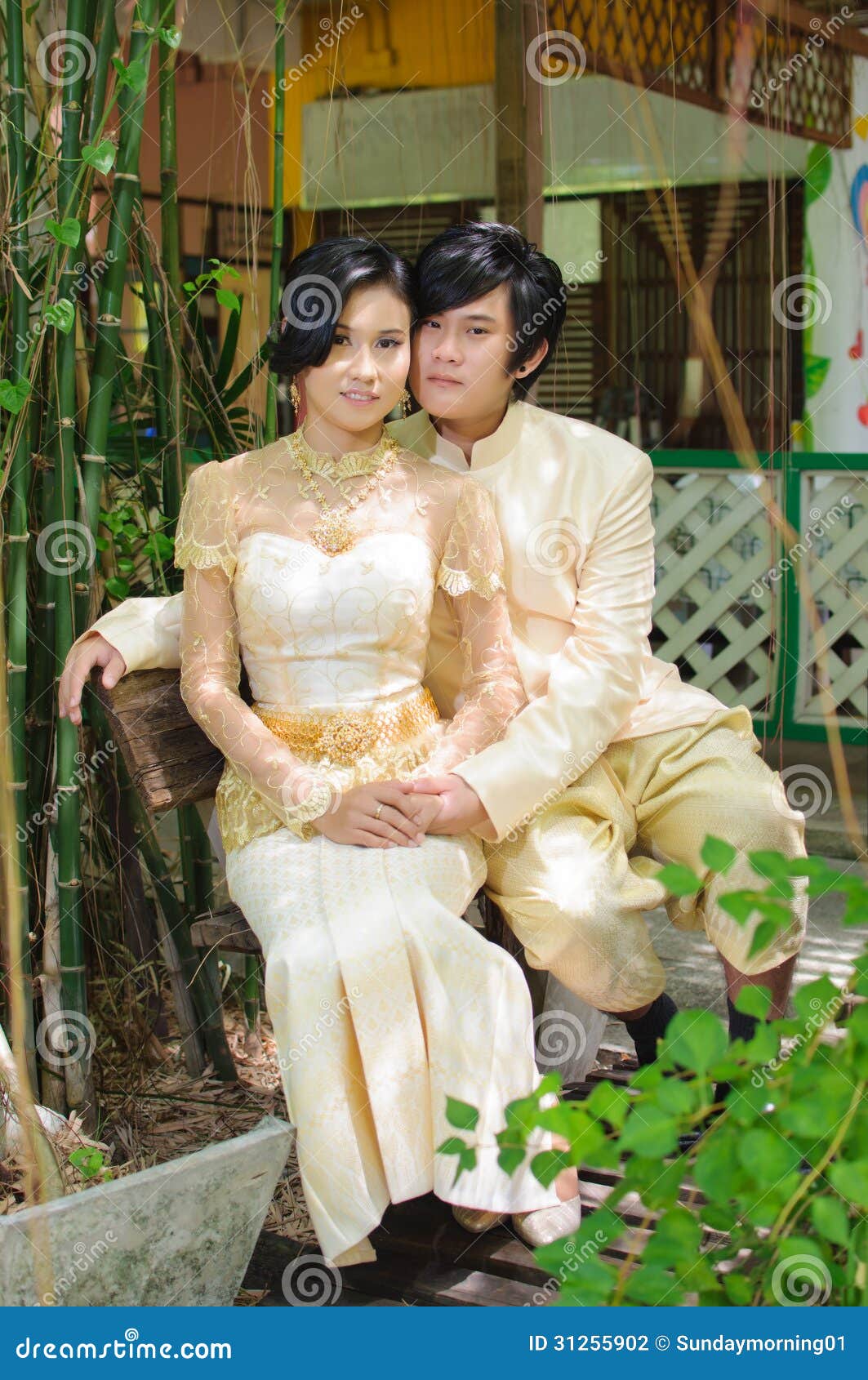 thai wedding dress