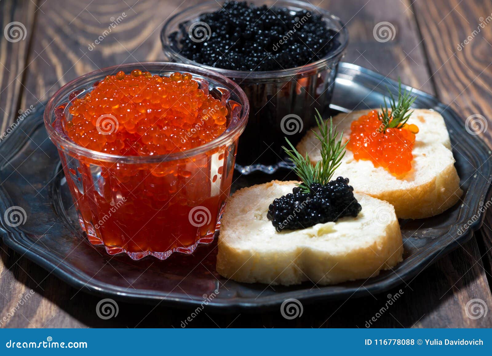 Красная и черная икра