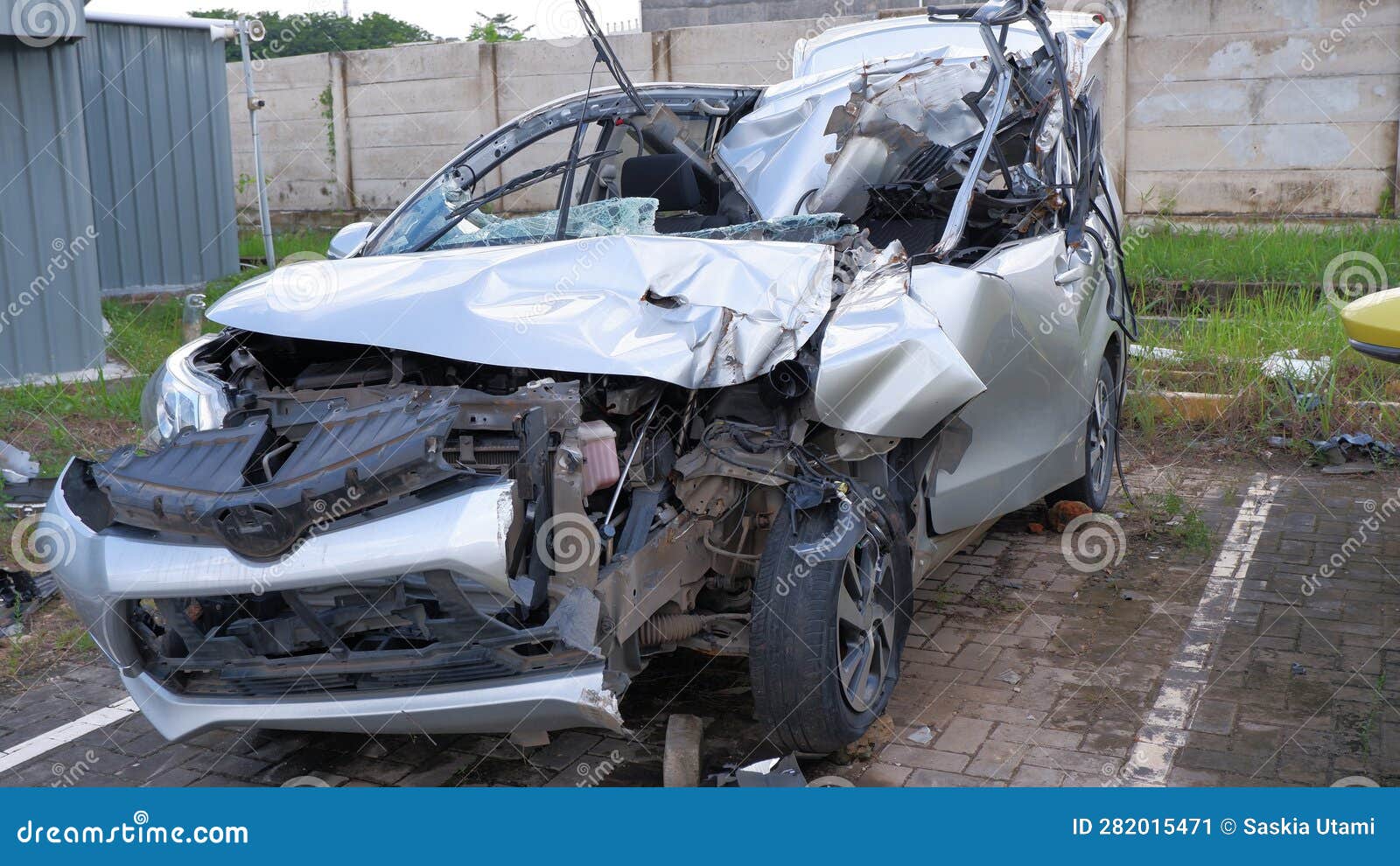 Traffic Accident Car in Parking Lot Stock Image Image of wreck, auto