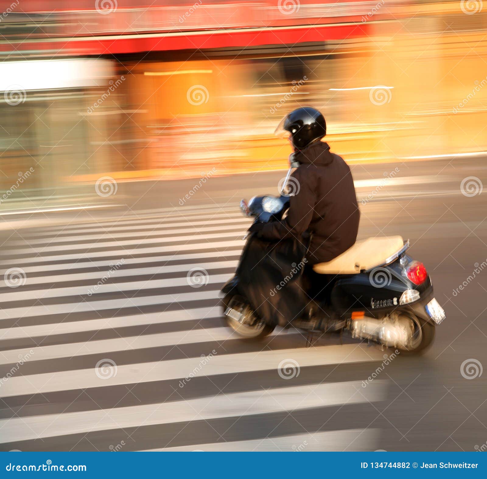 traffic in paris