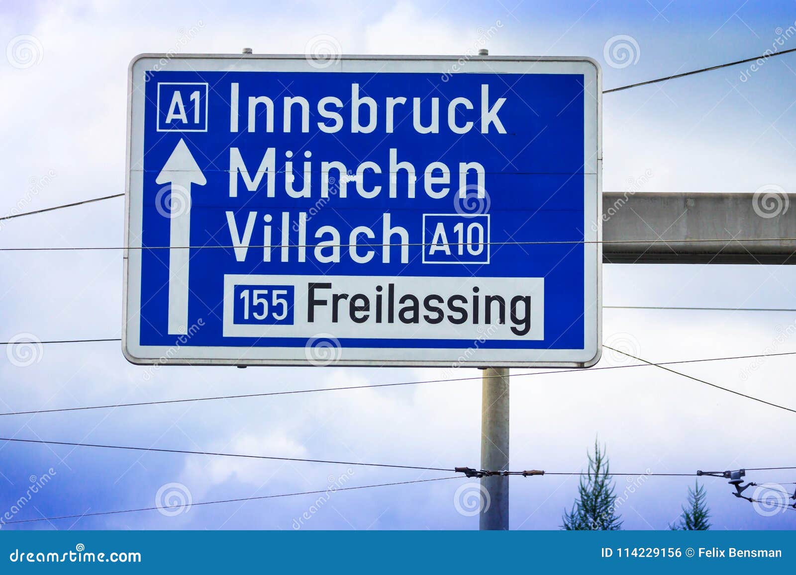 traffic sign of direction to 1 highways in the innsbruck, munich,munchen, villach, freilassing,. salzburg, austria