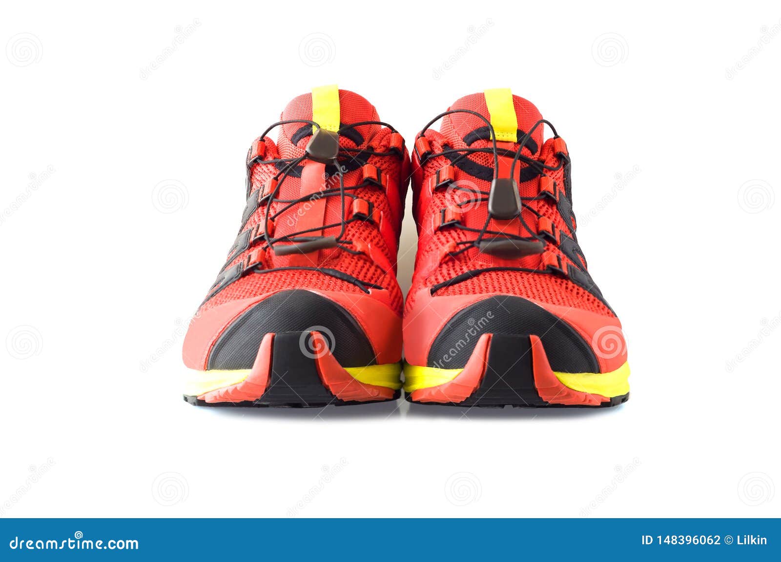 sports shoes for trekking