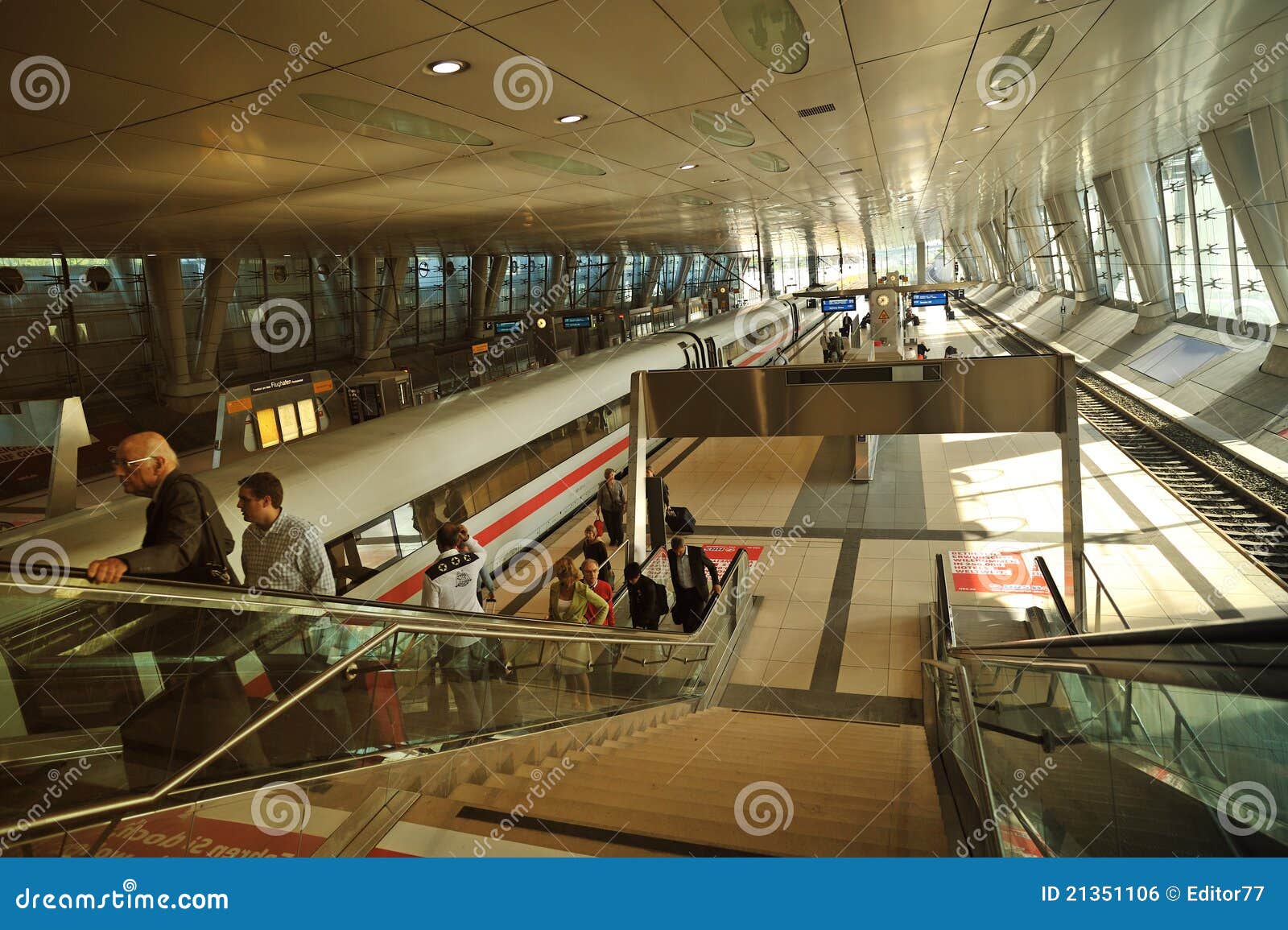 Train Station in Frankfurt Airport Editorial Photo - Image of fast