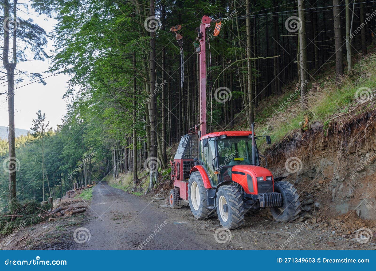 Traktor and Forest Cableway for Timber Concentration Uphill, Downhill