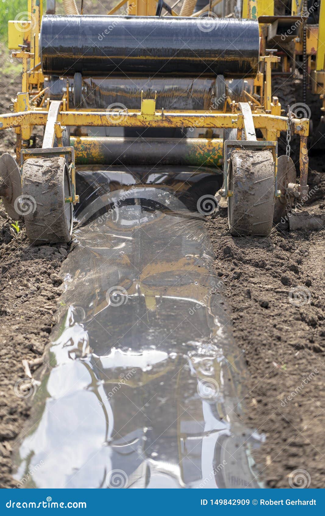 Traktor-Zubehör Für Das Plastiklaubdecken-Bett-Legen Stockbild