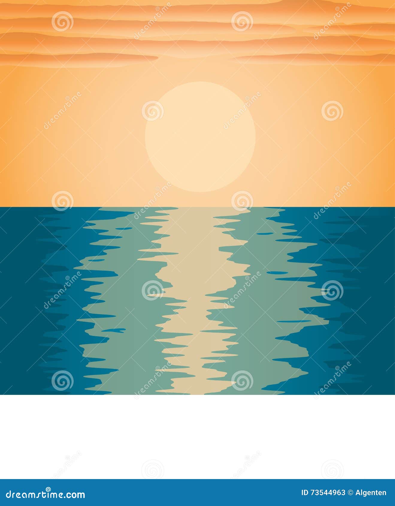 Tramonto di sera sul mare