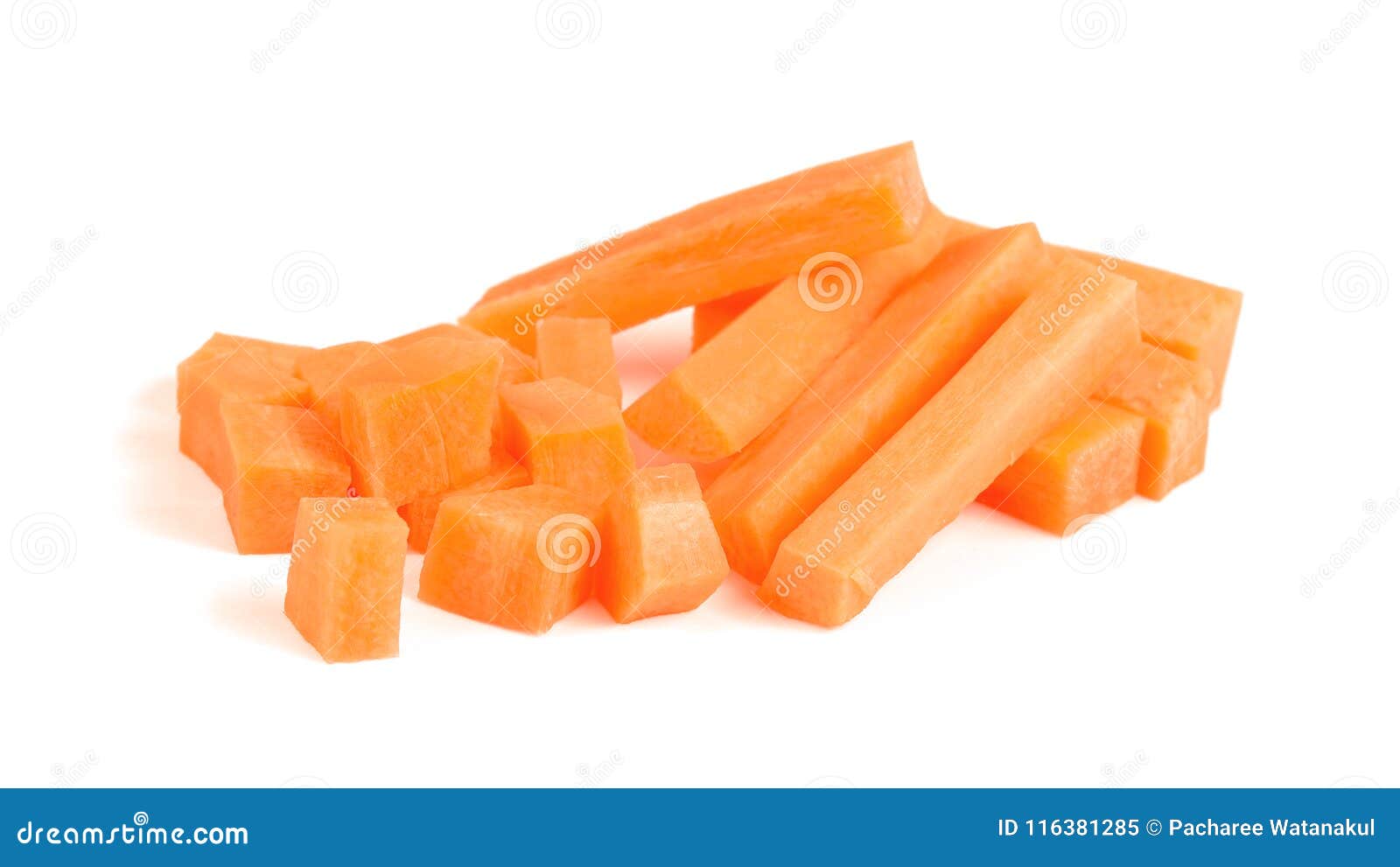 Tranche de carotte d'isolement sur le blanc