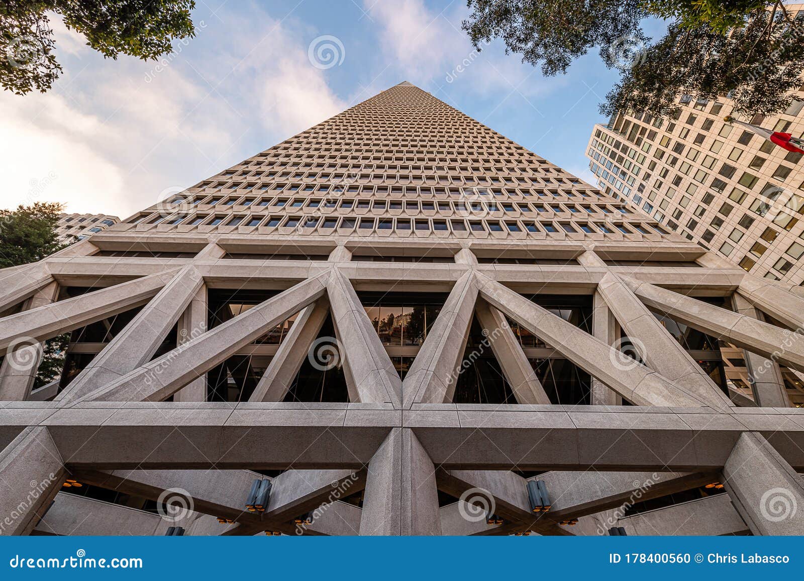 The Transamerica Pyramid in San Francisco. Editorial Image - Image of hour,  financial: 178400560