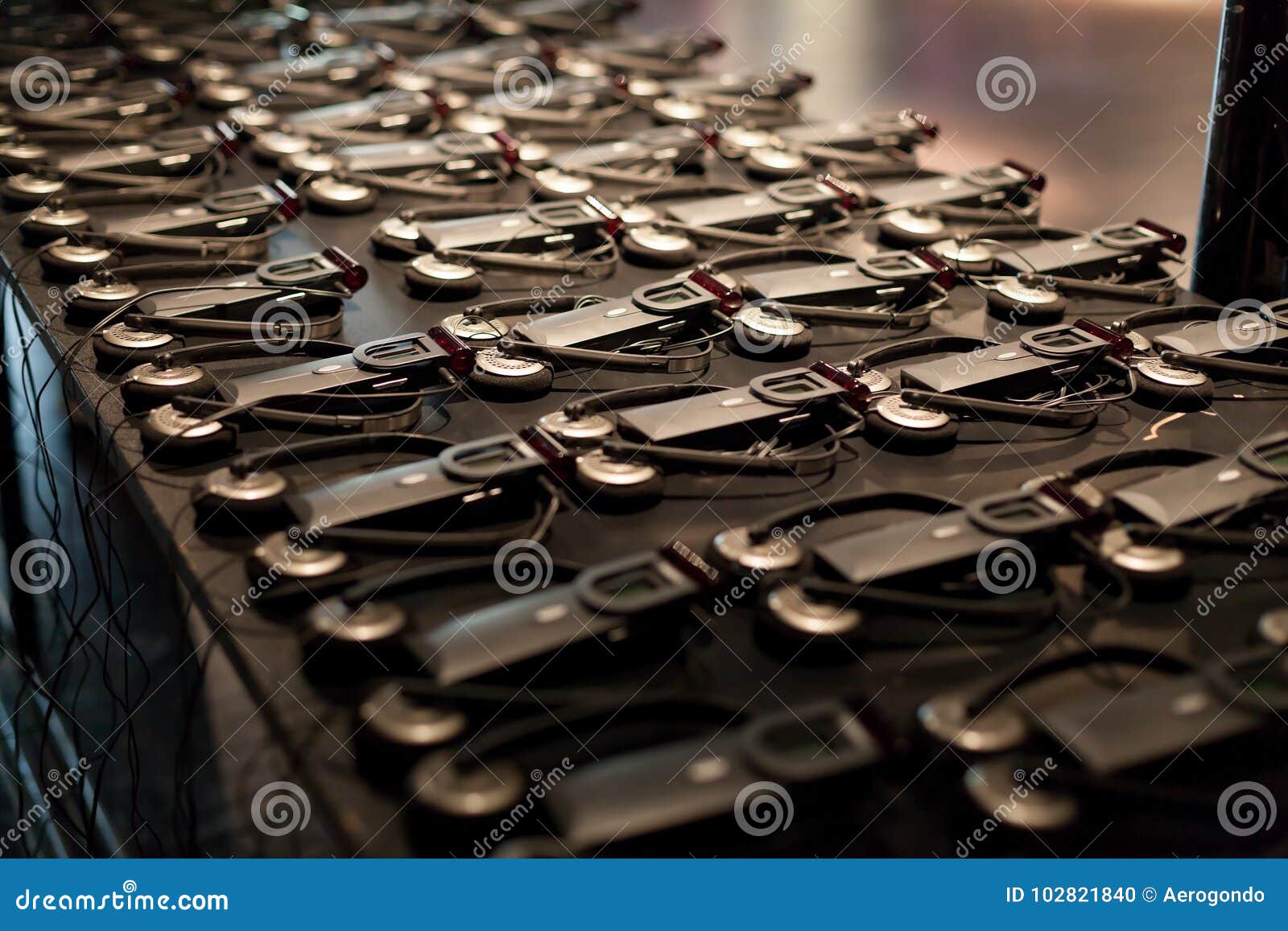 SIMULTANEOUS TRANSLATION EQUIPMENT visual data 8