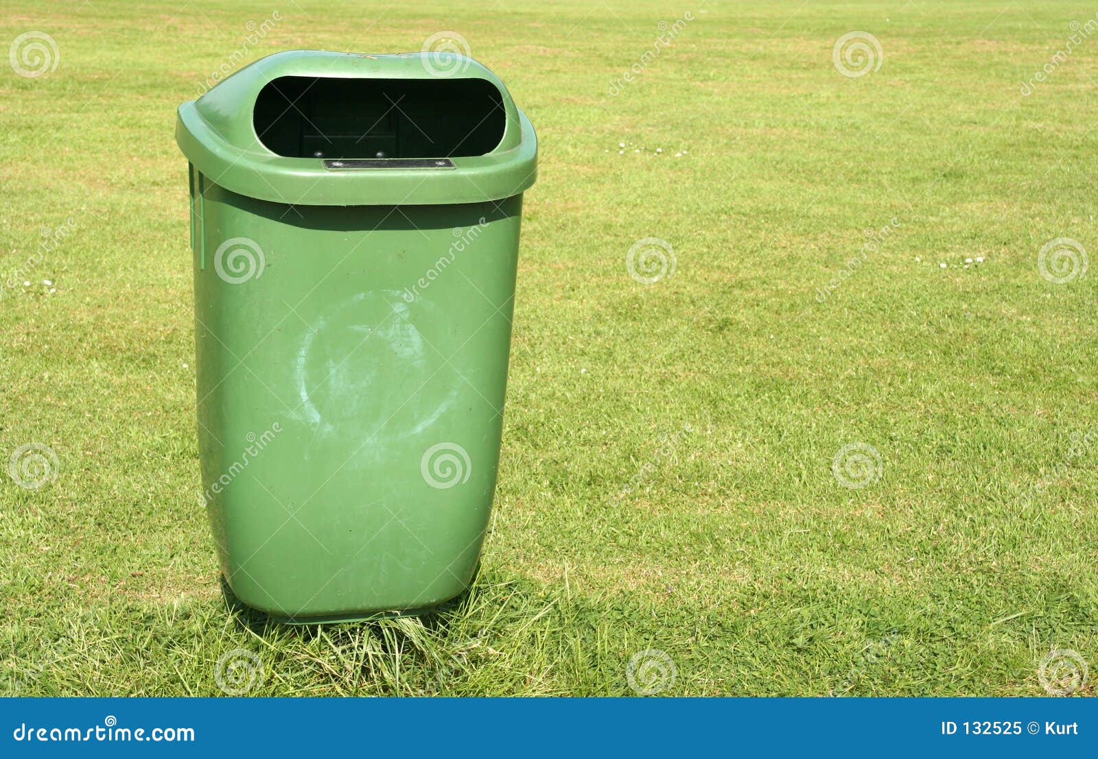 Trash can stock image. Image of container, waste, outside 132525