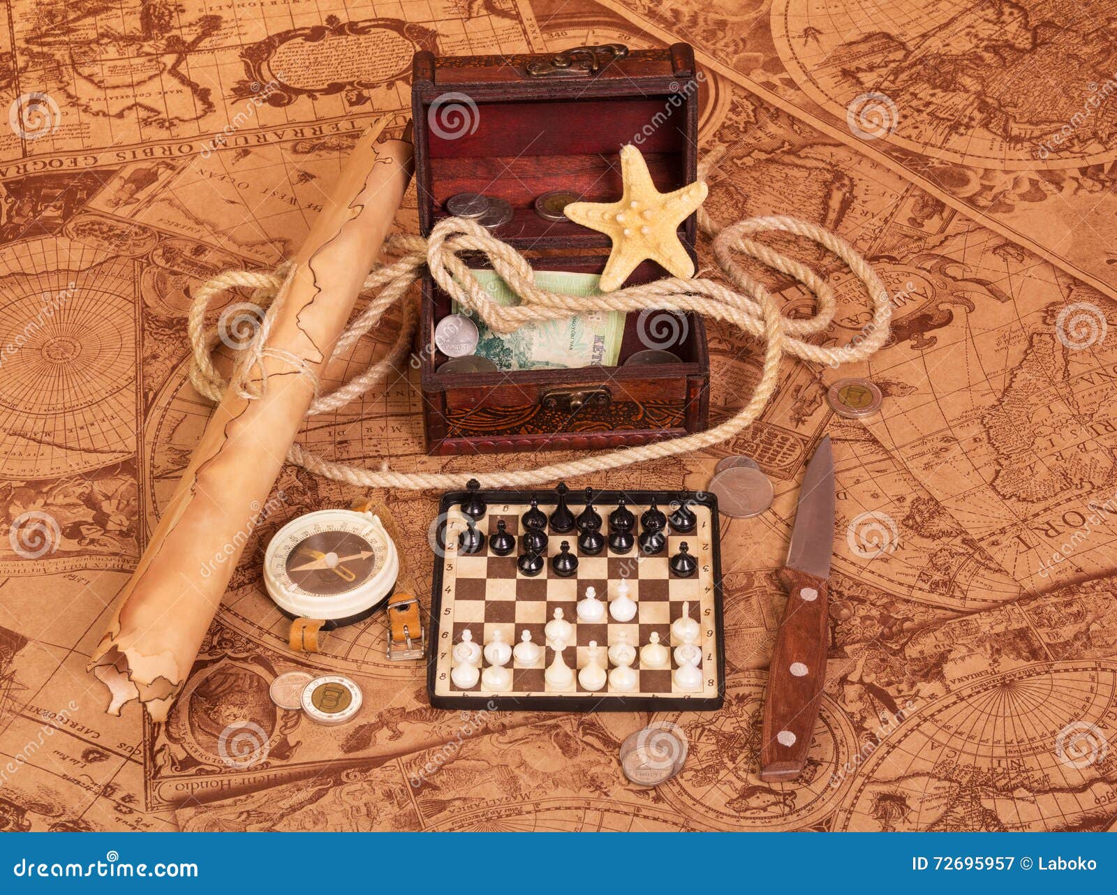 Chess Compass Stock Photos and Images - 123RF