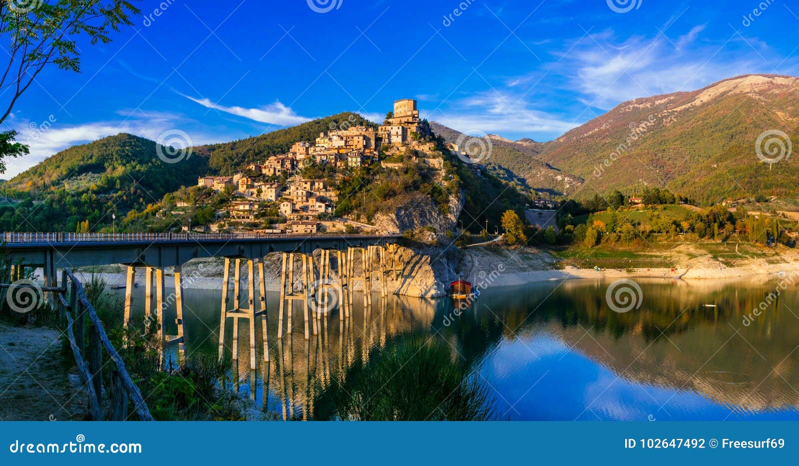 travel in italy - beautiful medieval village castel di tora and