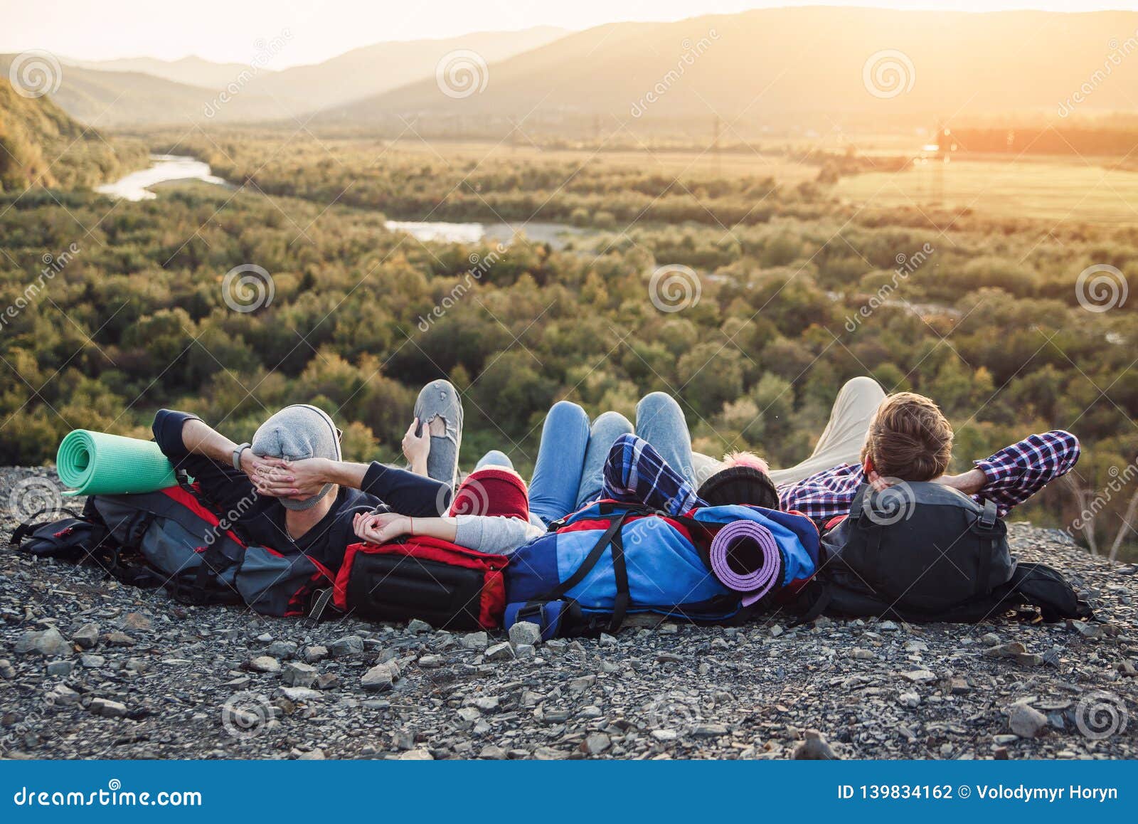 Traveling Tourism And Friendship Concept Group Of Young Friends Traveling Together In