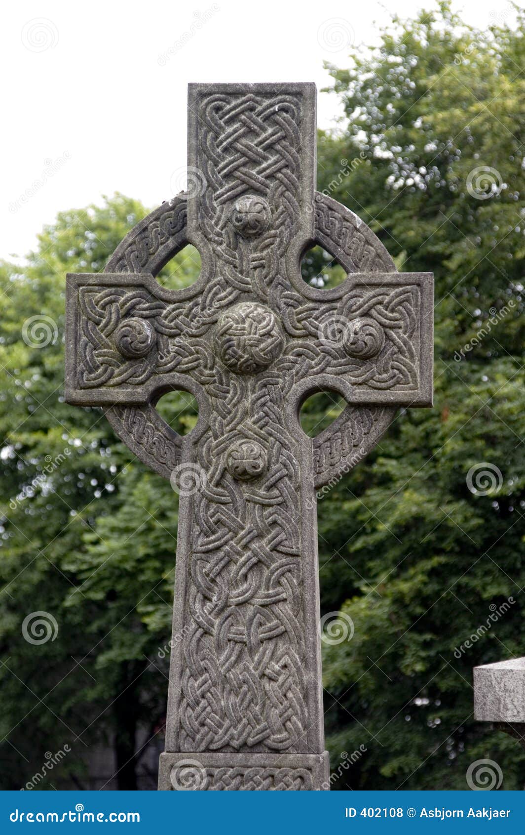 Traversa celtica. Pietra trasversale della tomba di Cletic nel Necropolis a Glasgow