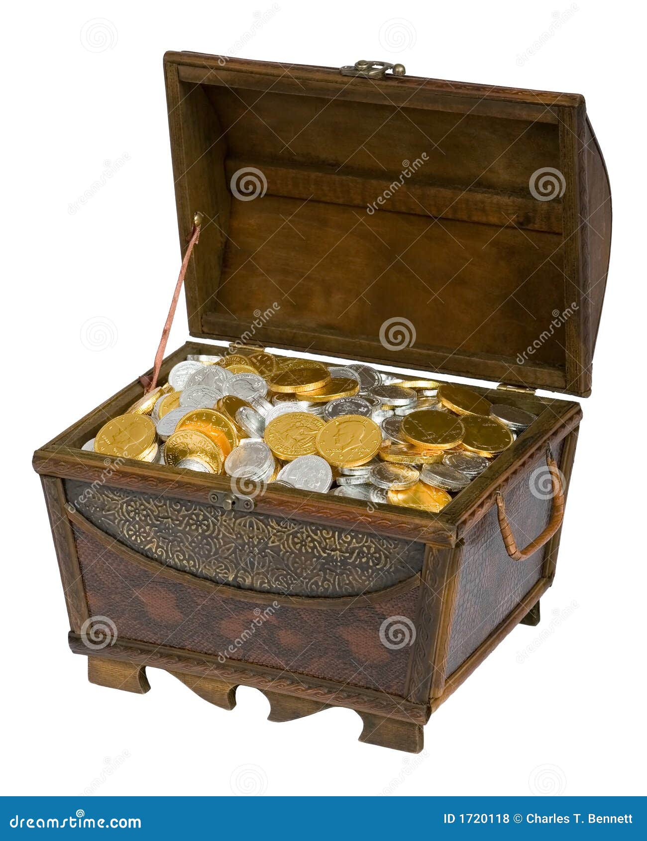 Treasure Chest Of Chocolate Coins Royalty Free Stock Photos Image 1720118