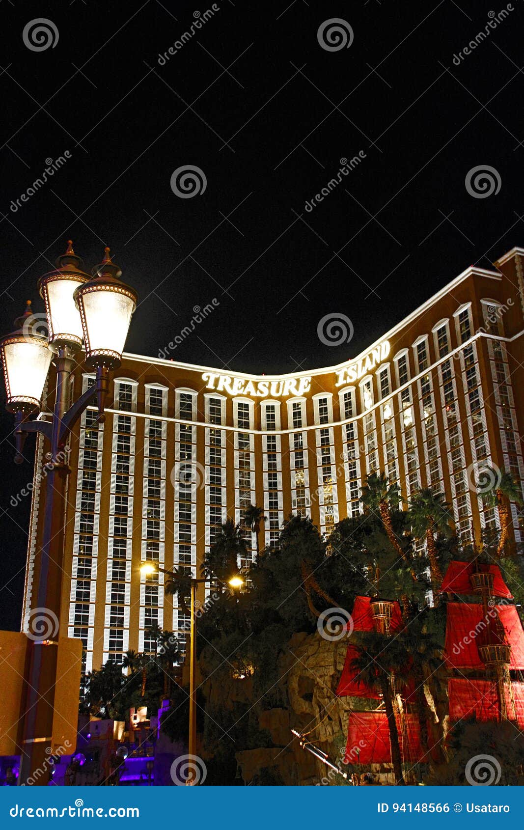 Treasure Island Hotel And Casino Editorial Photo Image Of