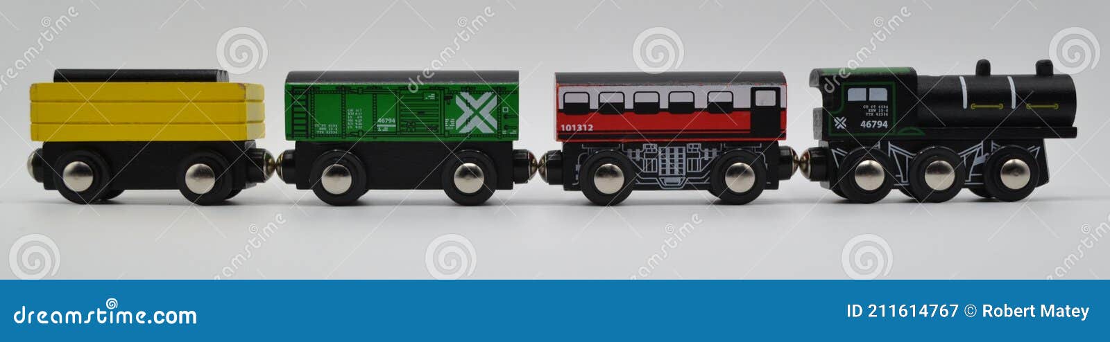 Trem De Madeira Do Brinquedo Nos Trilhos Ilustração Stock - Ilustração de  carros, divertimento: 24641003