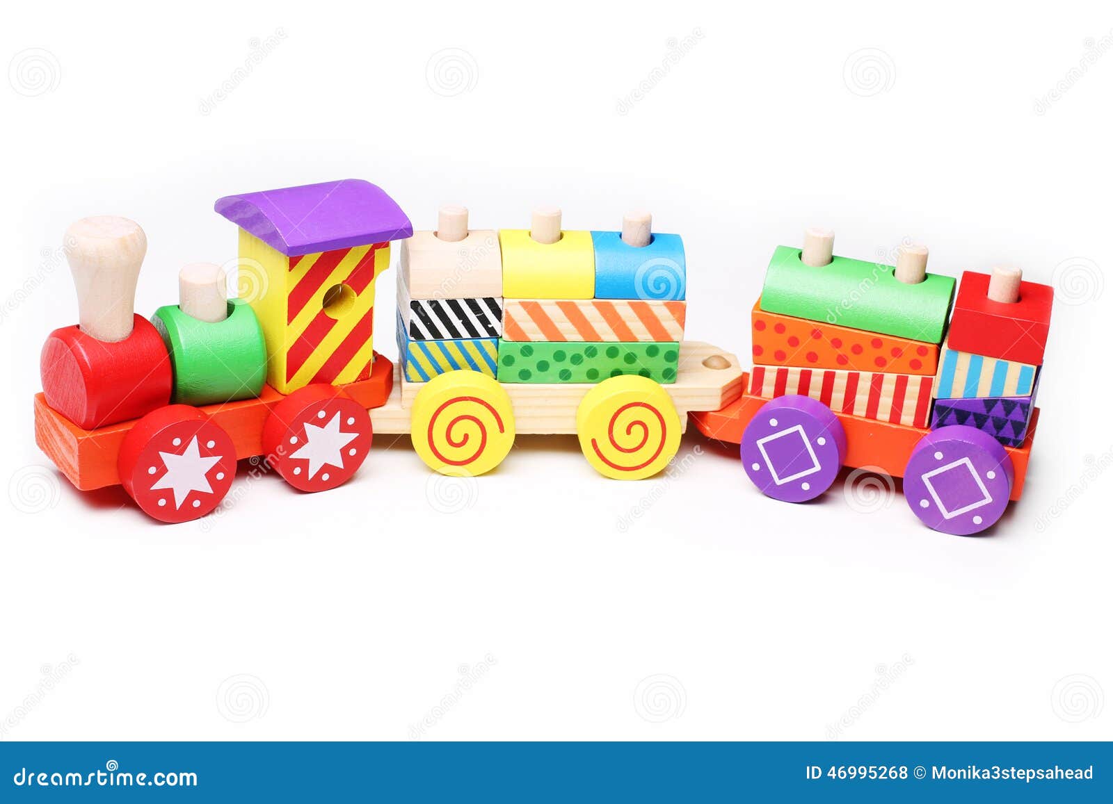 Pequeno Trem De Brinquedo De Madeira Com Grande Trem Ao Fundo Imagem de  Stock - Imagem de pequeno, trilha: 219202737