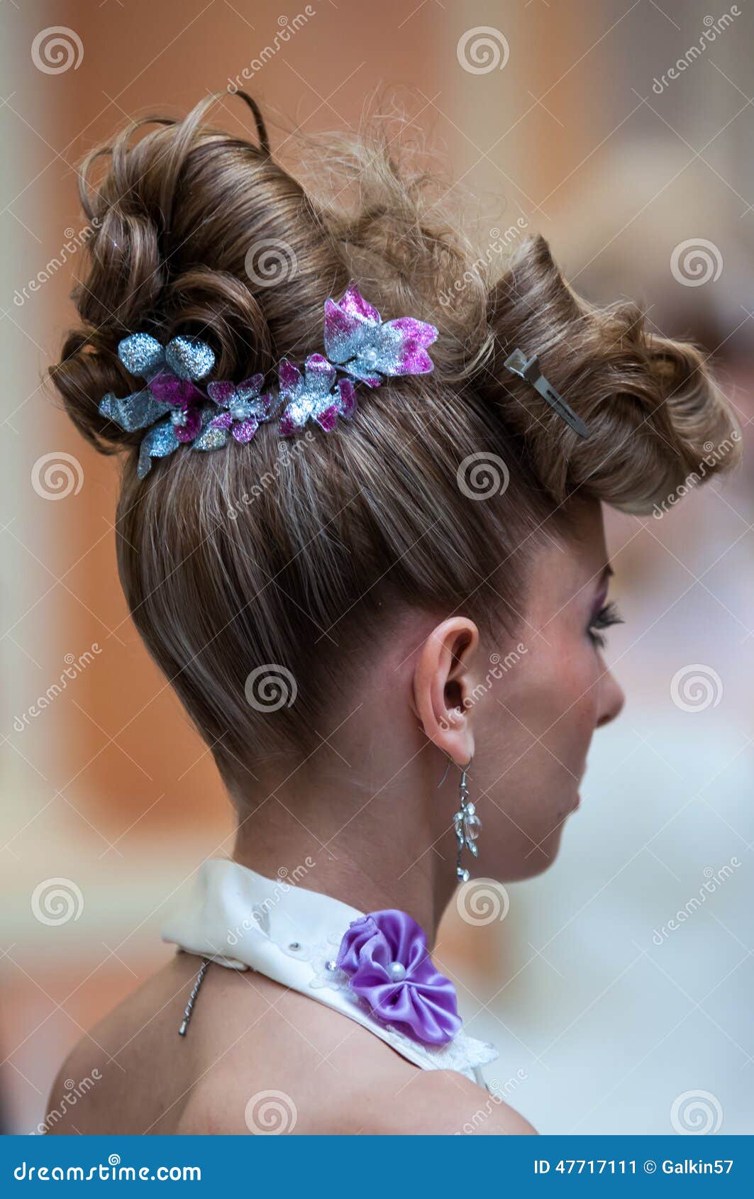 wedding-hairstyles-8-05112017-km - MODwedding | Hair trends, Hair styles, Wedding  hair inspiration