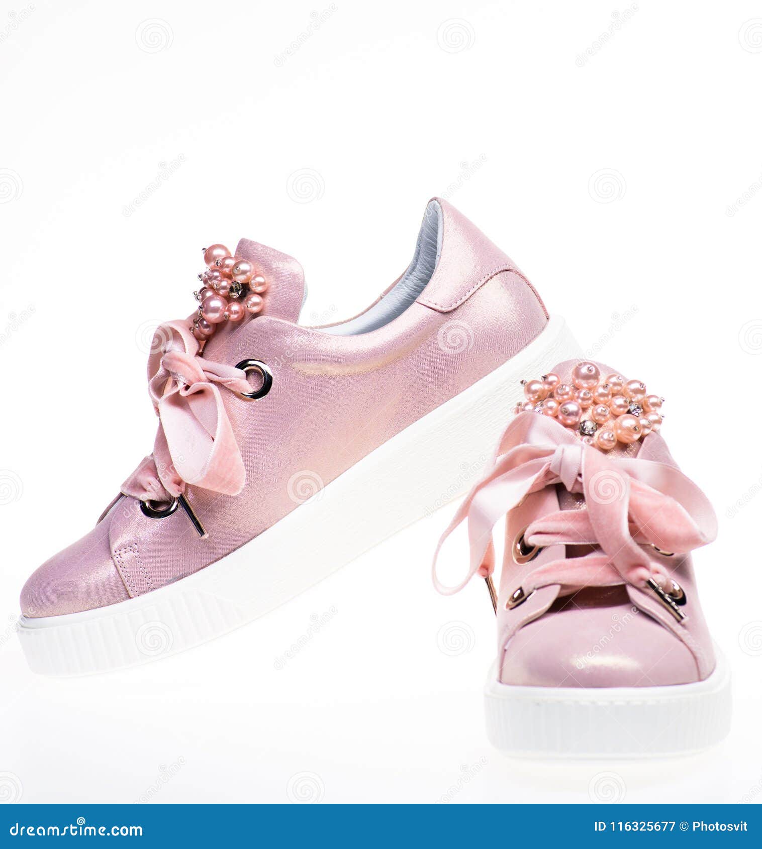trendy sneakers for girls