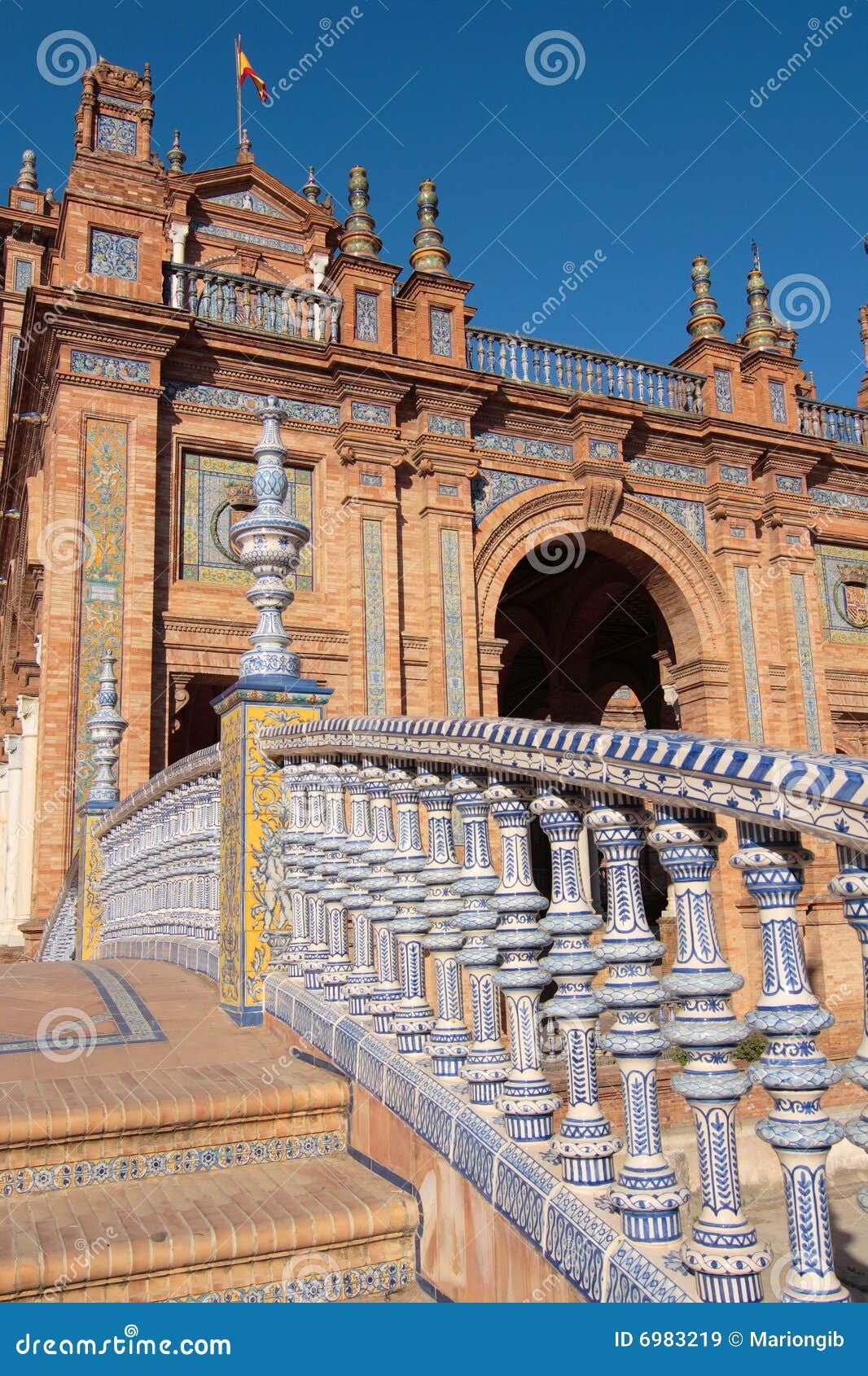 Treppen, plaza de Espana. Treppen in weißem und blauem keramischem, plaza de Espana