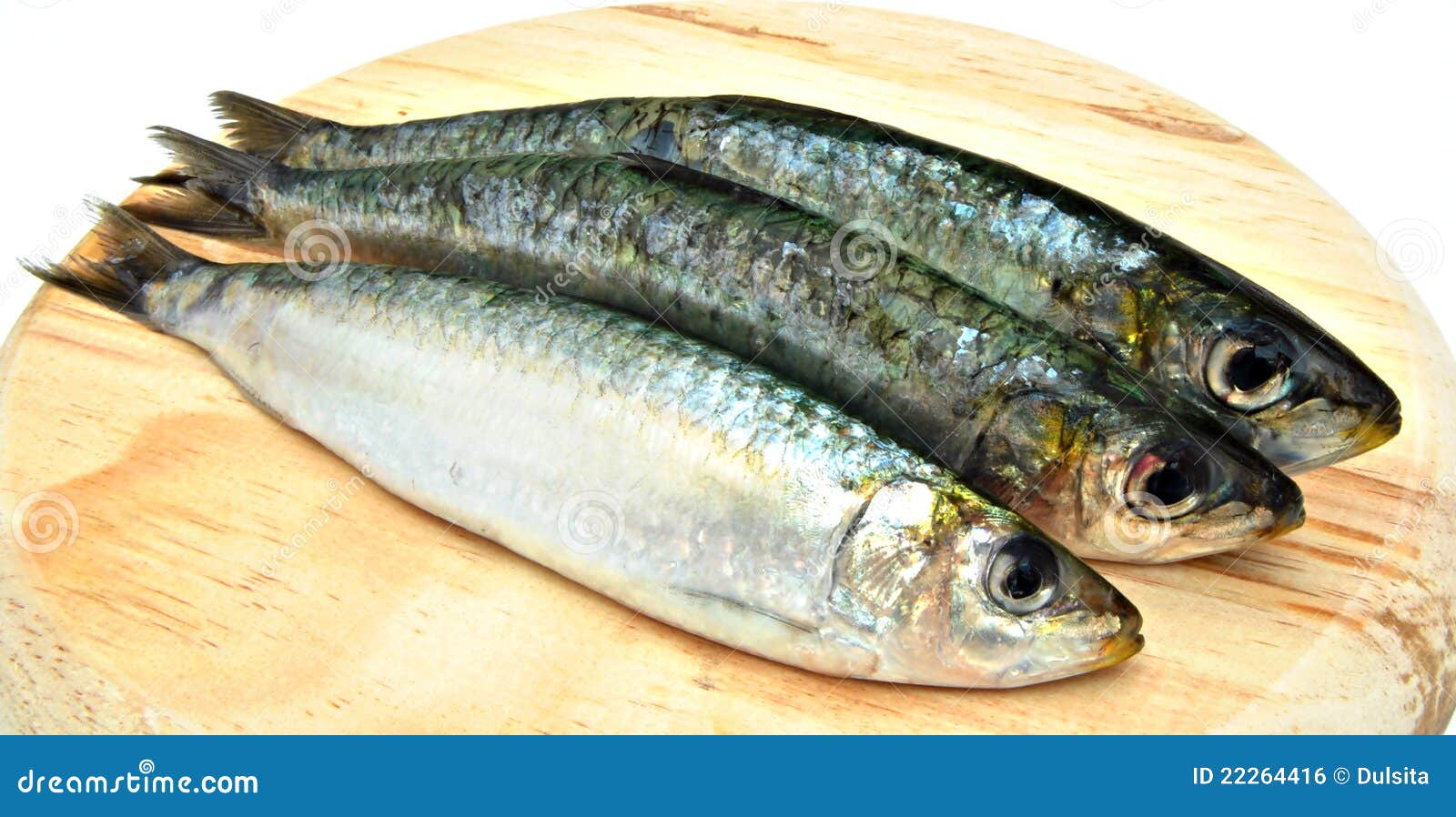 tres-sardinas-22264416.jpg