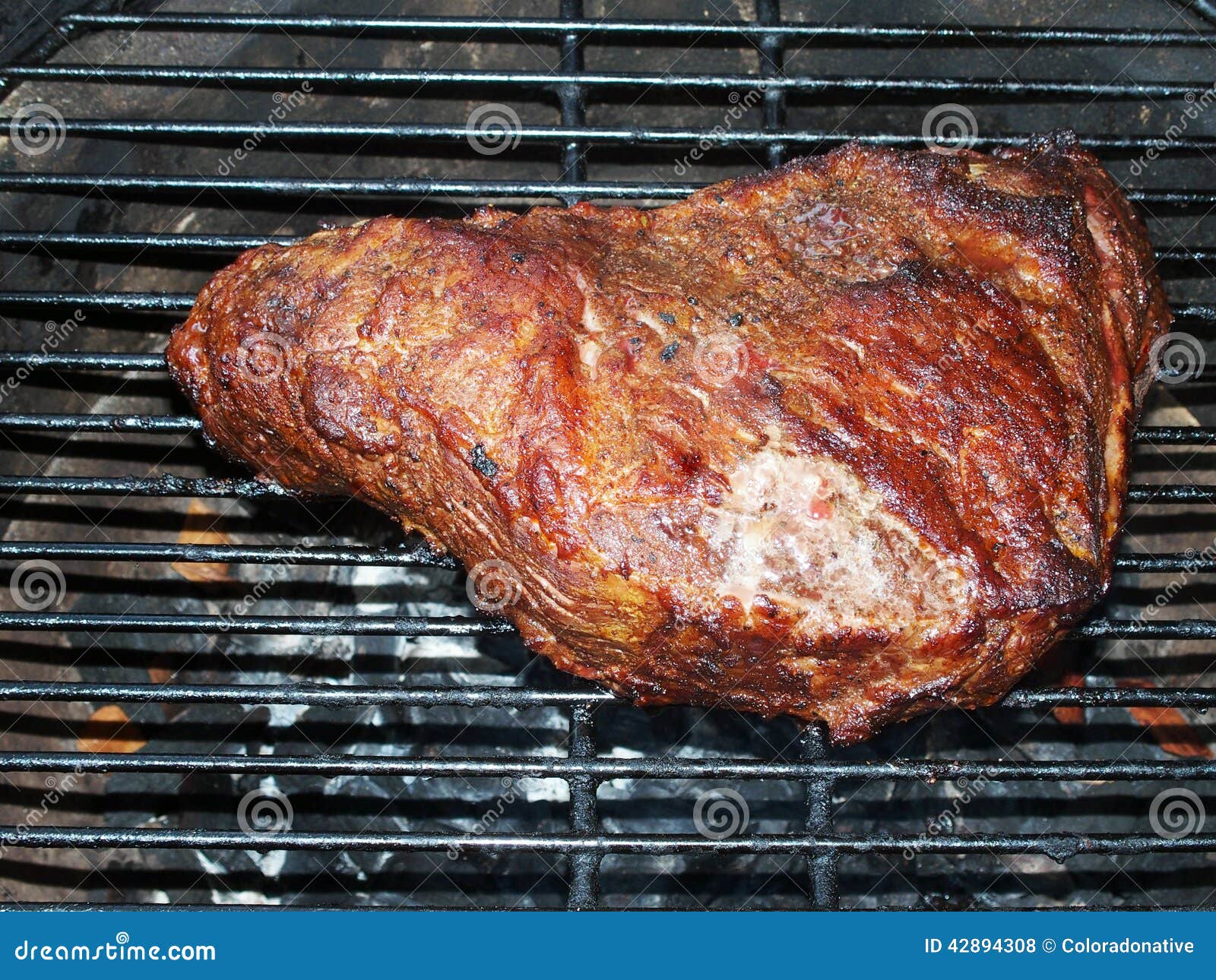 tri tip beef roast on barbeque grill