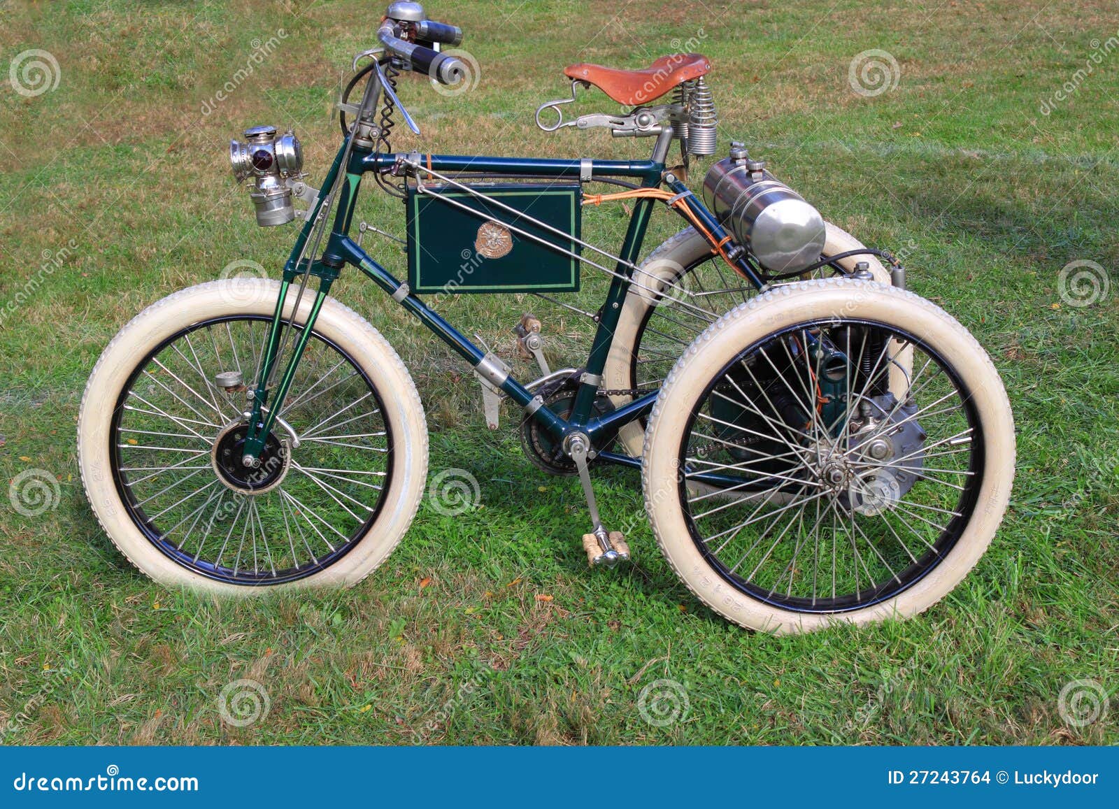 Triciclo antiguo 1899 imagen de archivo editorial. Imagen de raro