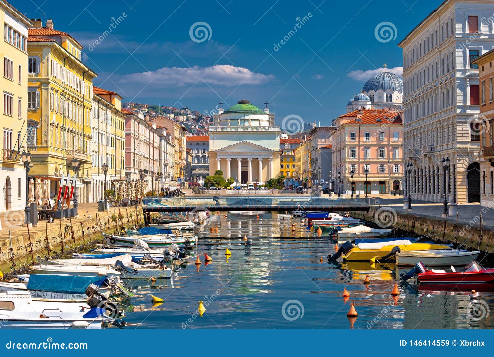 trieste channel and ponte rosso square view