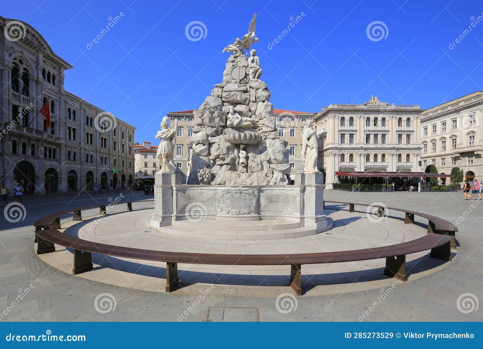 fontana dei quattro continenti in trieste