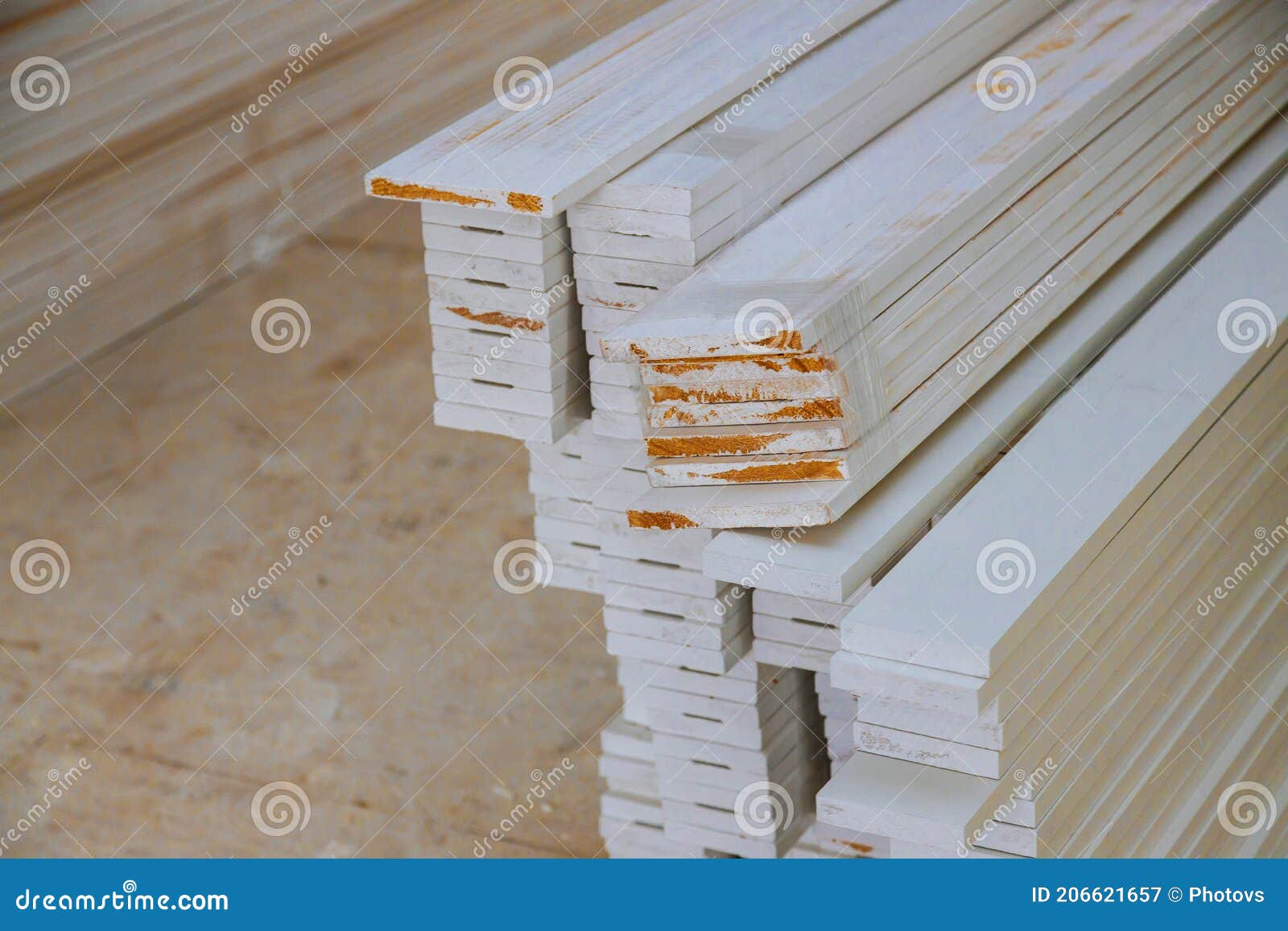 Trim Molding Large Wooden for Construction Building Material Stock