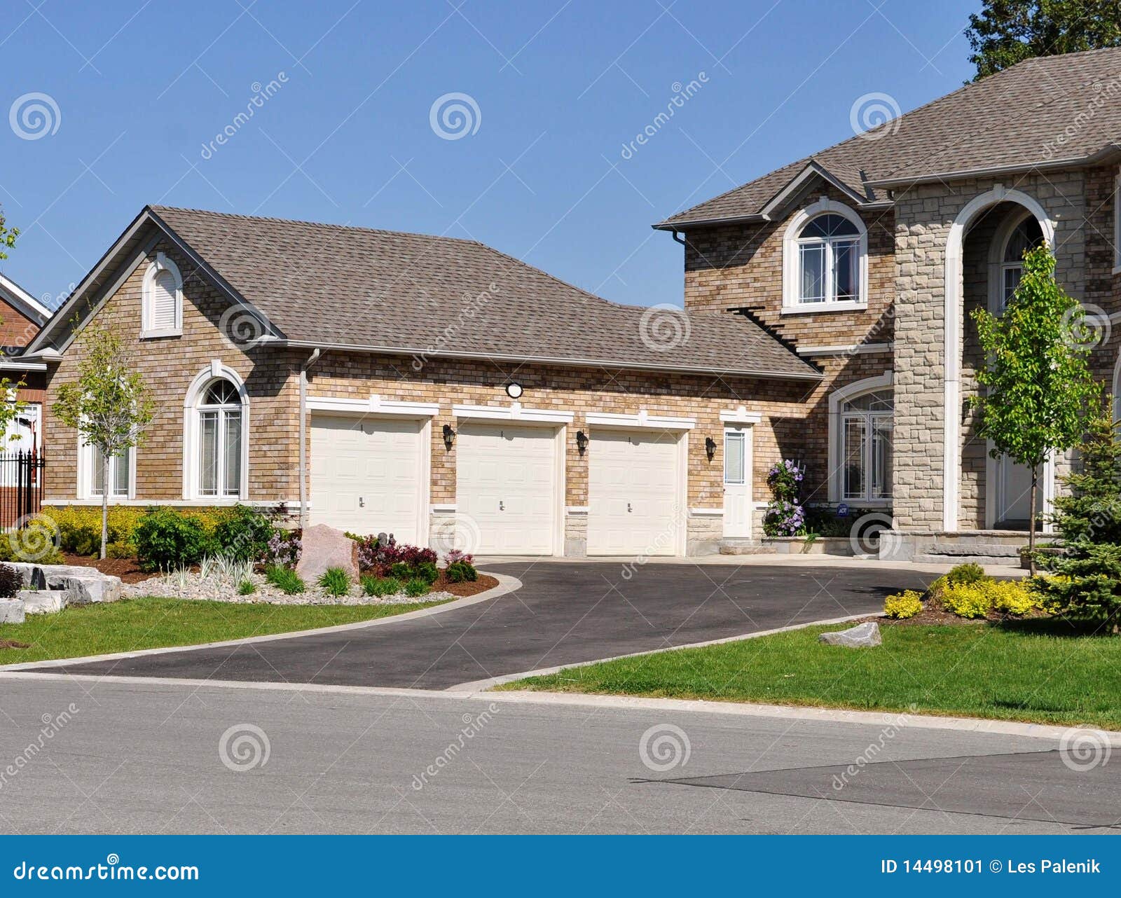 Triple Garage stock image. Image of brick, landscaping 14498101