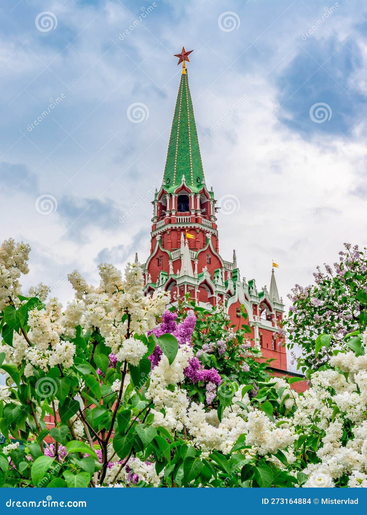 troitskaya tower of moscow kremlin in spring, russ