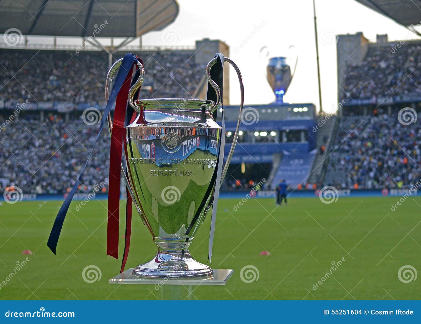 Trophee De L Uefa Champions League Image Stock Editorial Image Du Finale Barcelone
