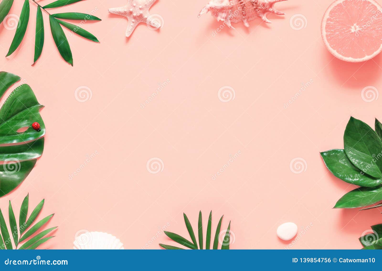 Với màu hồng nhiệt đới lung linh, hoa hồng nhiệt đới hồng trở thành nổi bật giữa những chủ đề ảnh khác. Hình ảnh này đem lại cảm giác ấm áp và dịu dàng, hứa hẹn sẽ đưa bạn đến những vùng đất đầy nắng gió, hạnh phúc và tình yêu. Hãy cùng ngắm nhìn và chiêm ngưỡng sức hút của hoa hồng nhiệt đới trong không gian thiên nhiên xanh tươi.