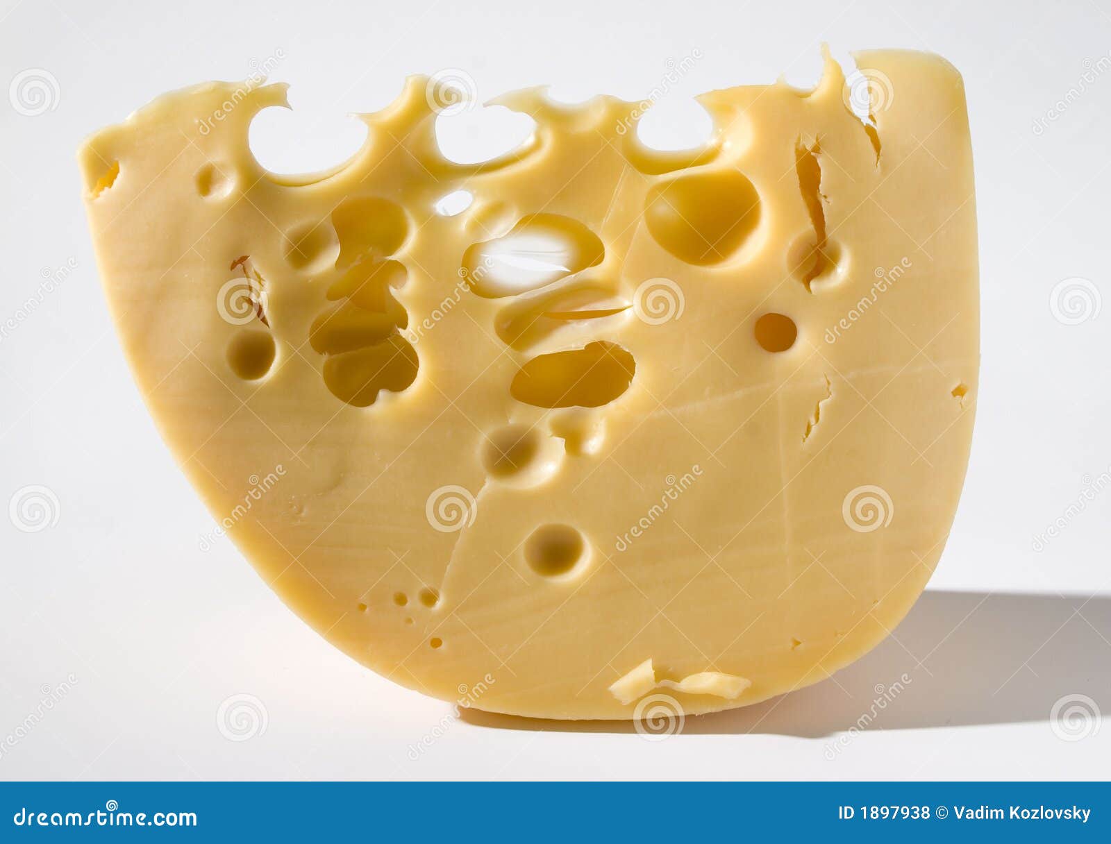 Сыр з дырочками. Сыр с дырочками название. Сыр с крупными отверстиями. Сыр с большими дырочками. Круглый сыр с дырками.