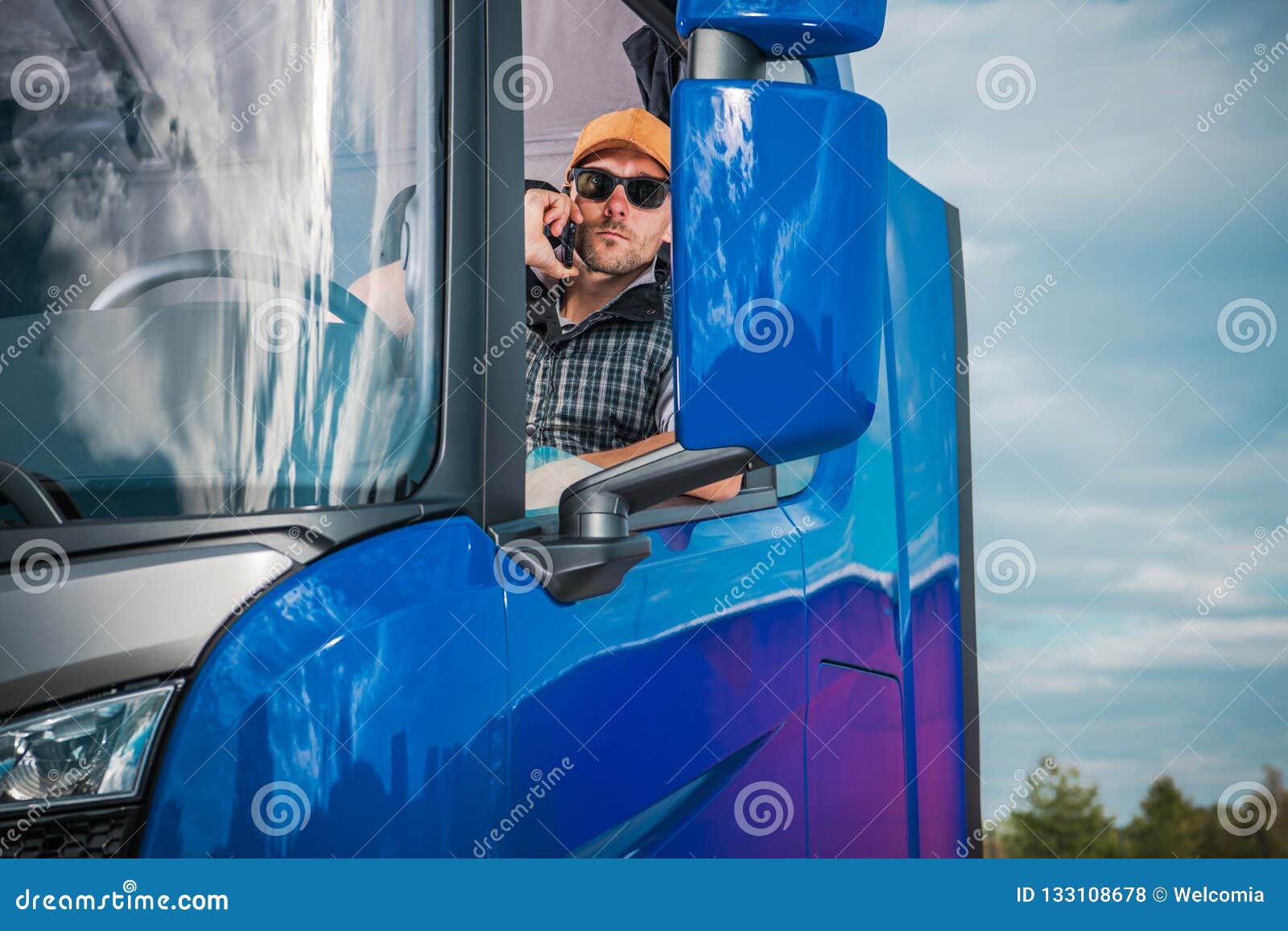 truck driver phone call