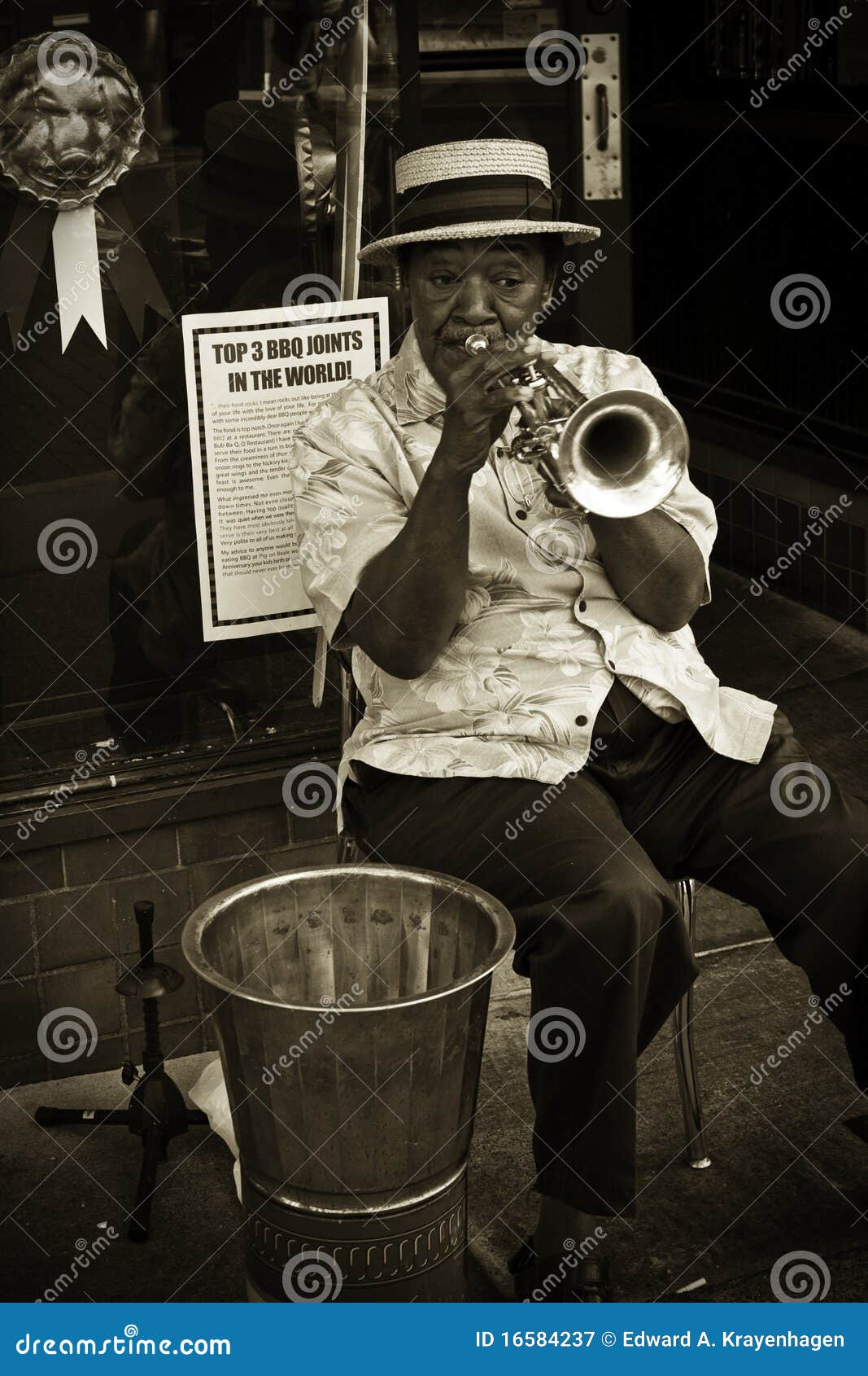 Trumpet Player, Beale Street Editorial Photography Image of trumpet