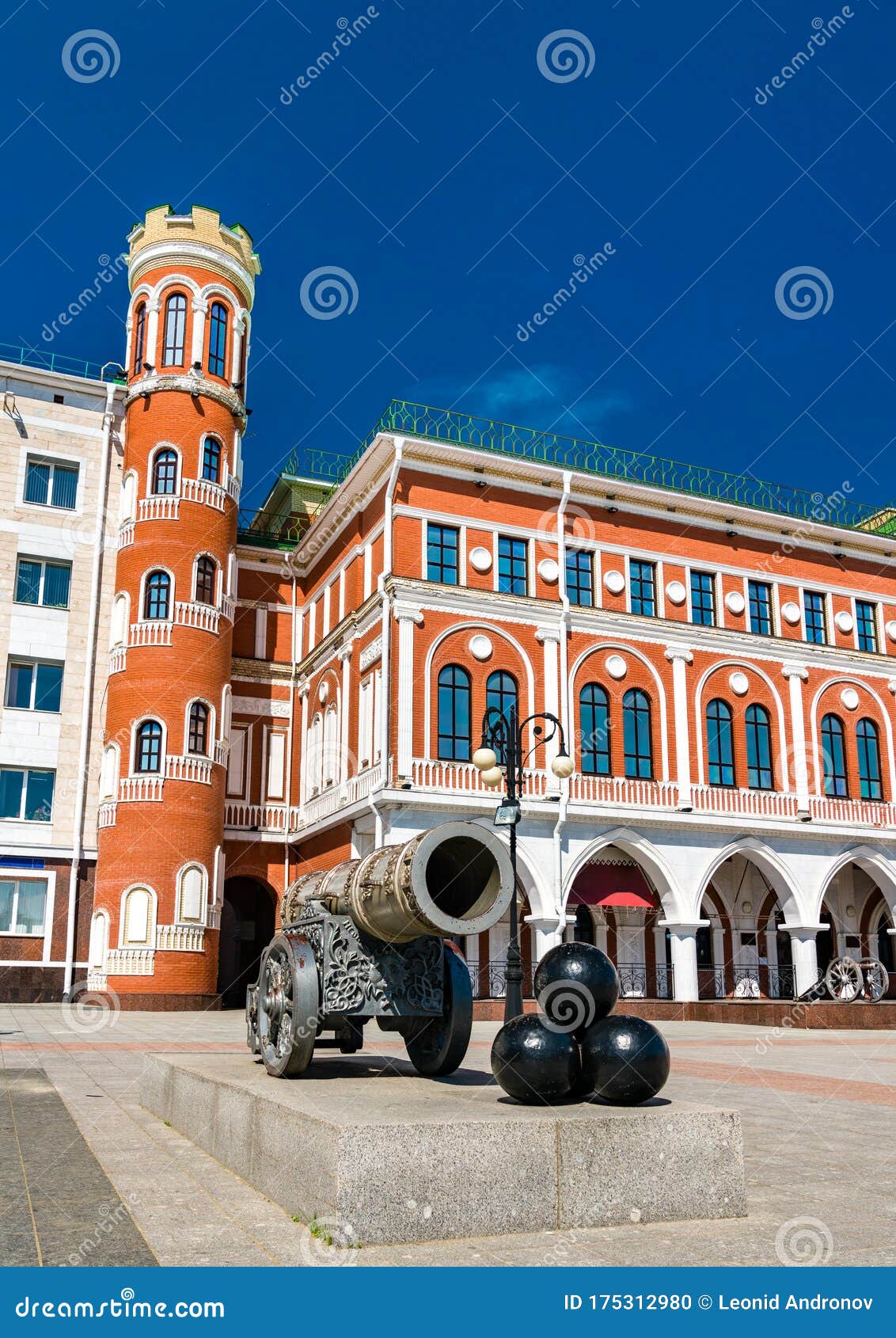 tsar cannon and national art gallery in yoshkar-ola, russia