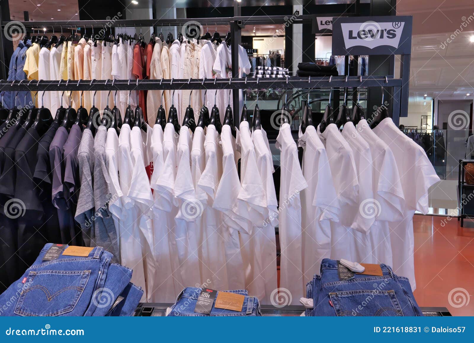 390 Levis Boutique Photos - Free & Royalty-Free Stock Photos from Dreamstime