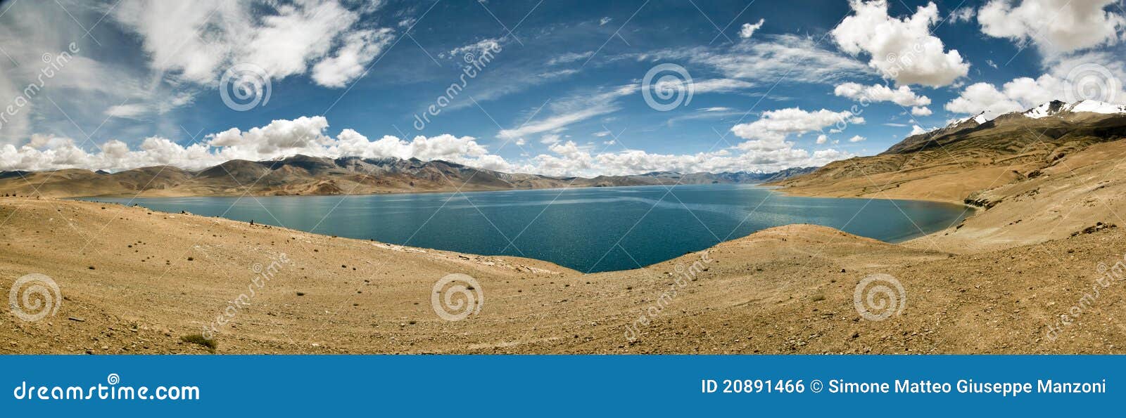 tso-moriri lake in ladakh, india