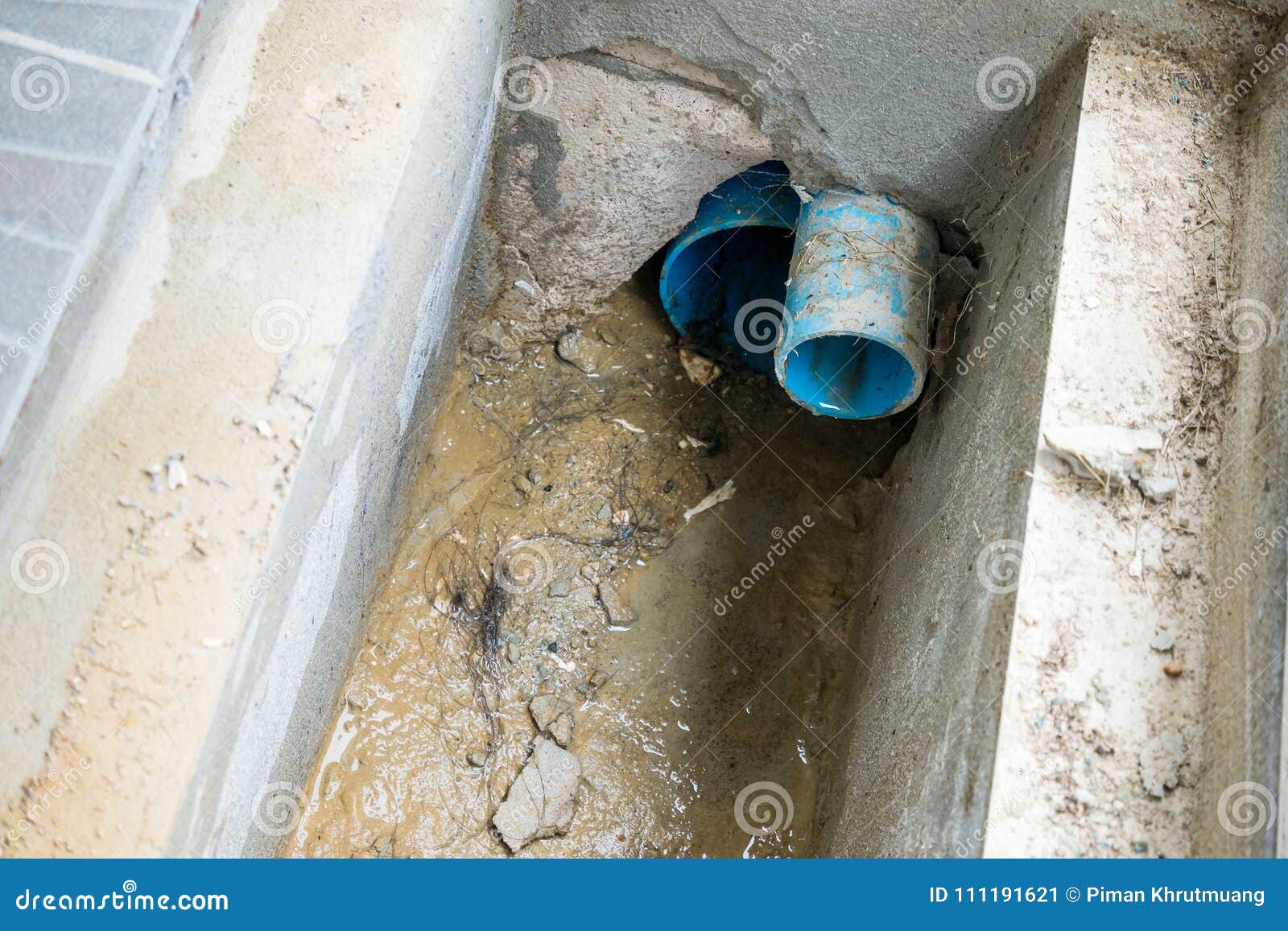 para justificar Nuez Hacer las tareas domésticas Tubo De Alcantarilla De La Casa Imagen de archivo - Imagen de industria, sanitario: 111191621 para justificar Nuez Hacer las tareas domésticas Tubo De Alcantarilla De La Casa Imagen de archivo - Imagen de industria, sanitario: 111191621