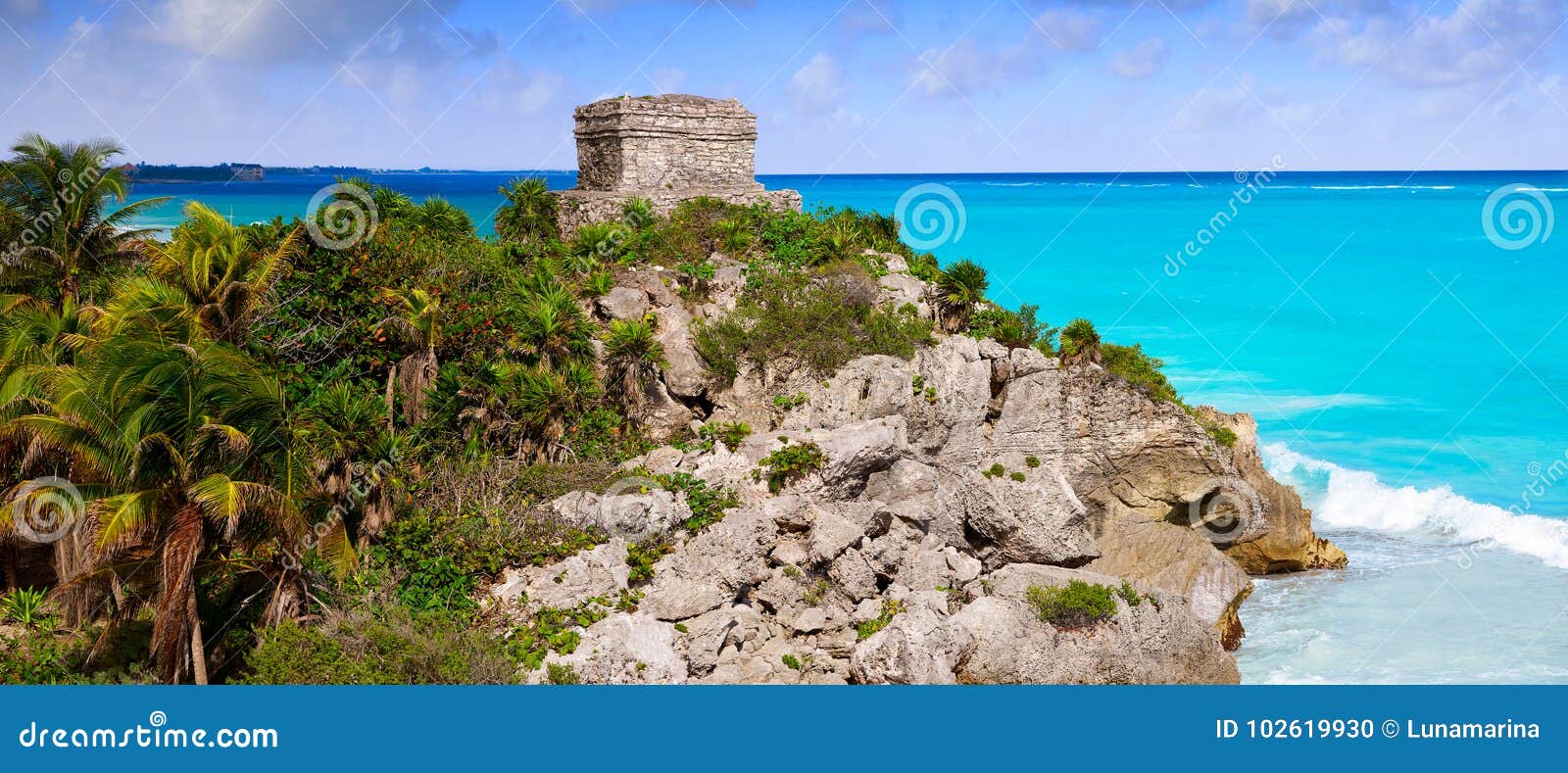 tulum mayan city ruins in riviera maya