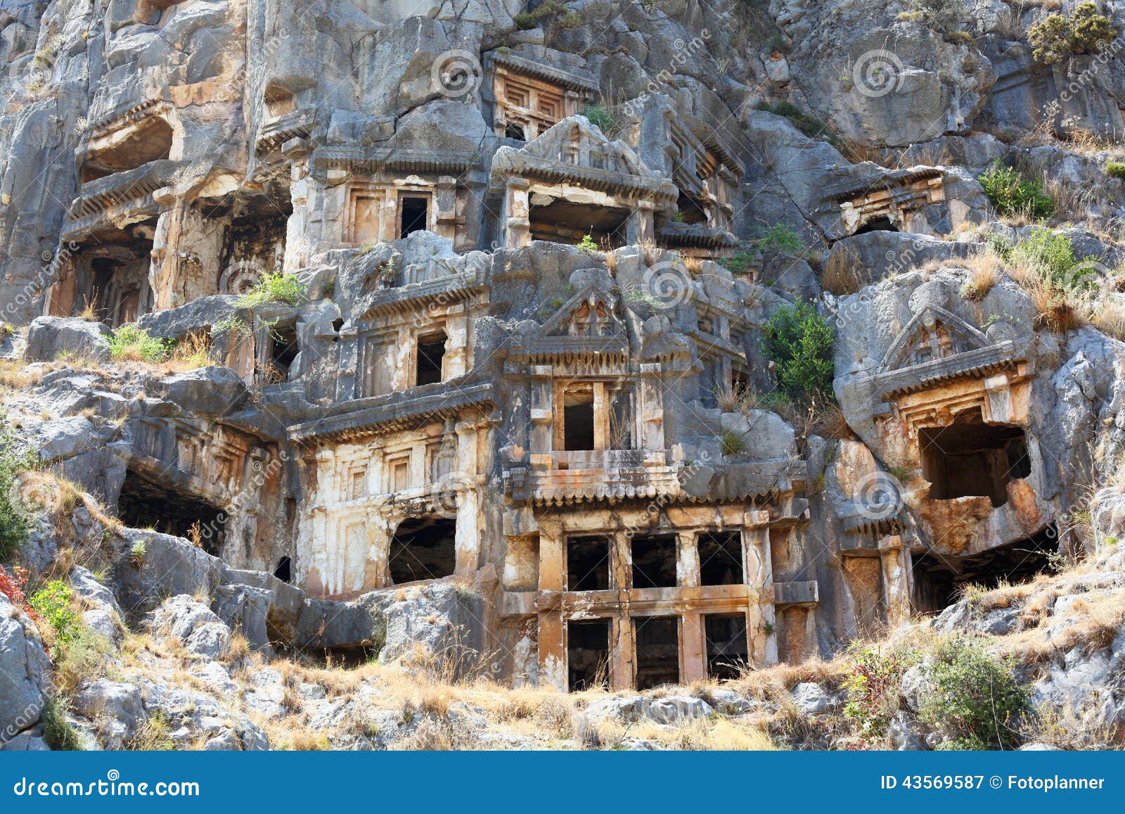 Tumbas antiguas de Lycian imagen de archivo. Imagen de antiguo 43569587