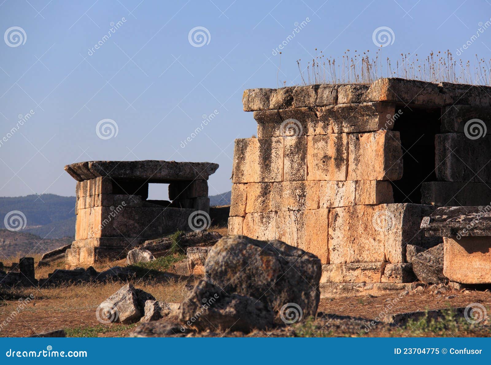Tumbas romanas antiguas imagen de archivo. Imagen de sunset 23704775