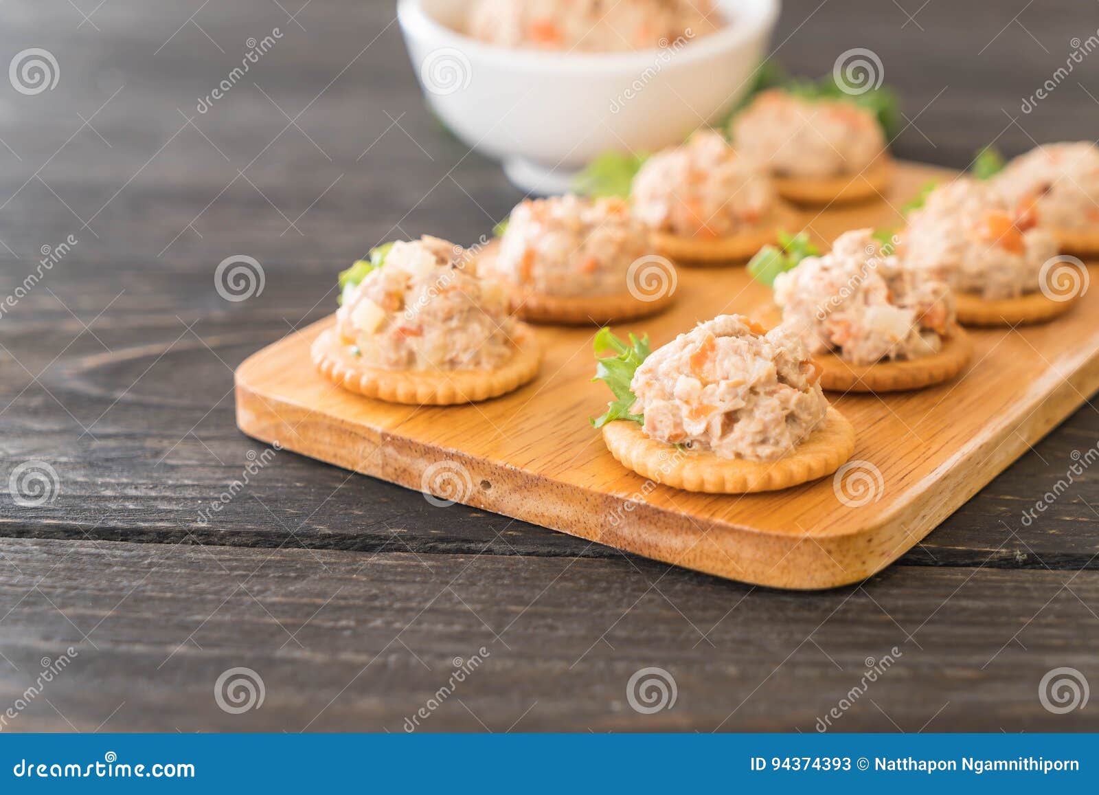 Tuna spread with cracker stock image. Image of healthy 94374393