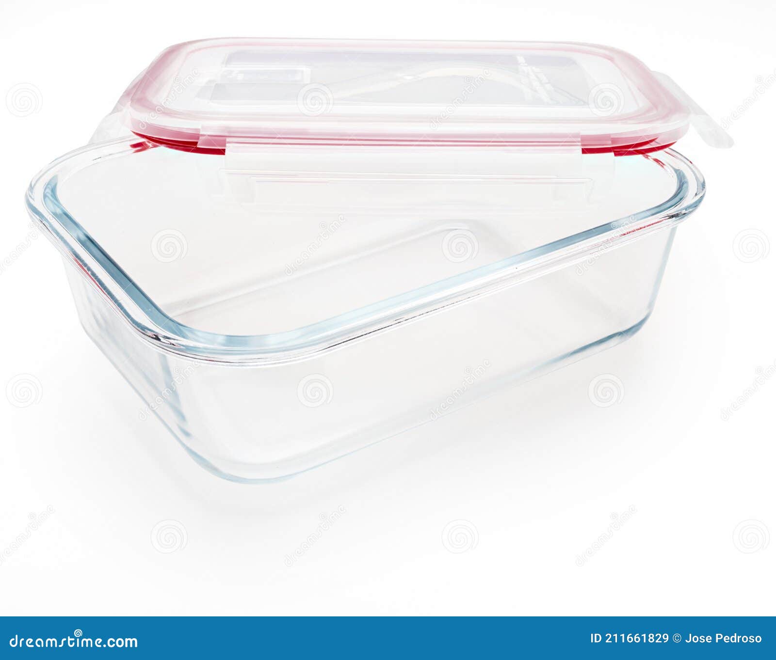 Tupperware De Vidrio Vacío Y Abierto. Aislado En Fondo Blanco Imagen de  archivo - Imagen de blanco, lejos: 211661829