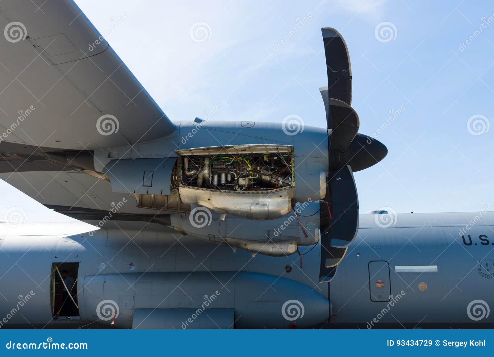 Turboprop Engine Rolls Royce Ae 2100d3 Of A Military Transport Aircraft Lockheed Martin C 130j Super Hercules Editorial Stock Image Image Of Engine International