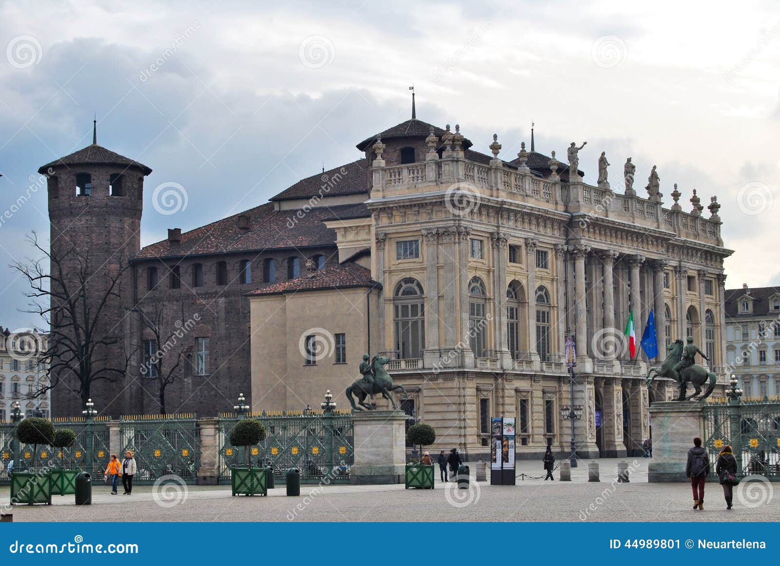 Turin, Italy editorial photo. Image of riverside, reggia 44989801