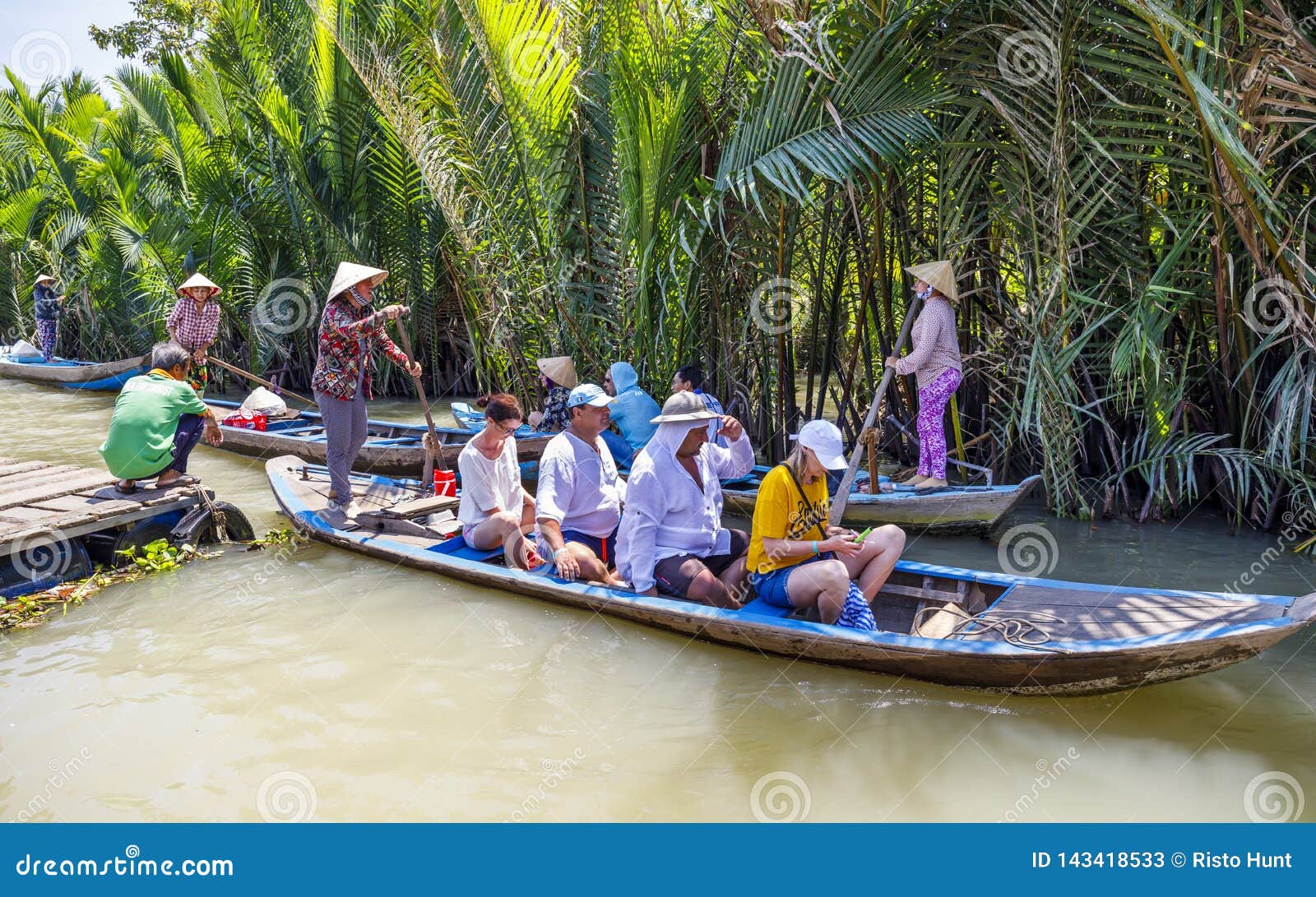 Paseos en bote cerca de mi